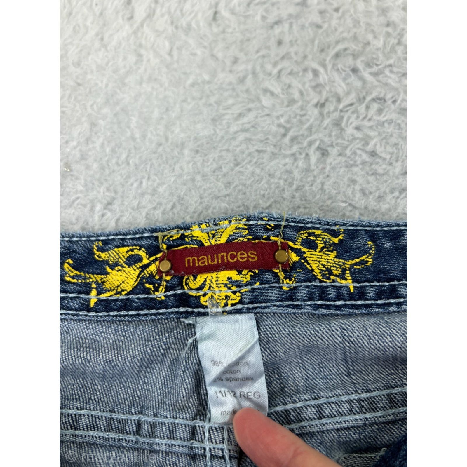 Vintage Maurices Womens Jeans Capri Distressed Blue Denim Low Rise 11 Pockets 5-Pocket Design Regular Cotton Blend Size 32" / US 10 / IT 46 - 4 Thumbnail
