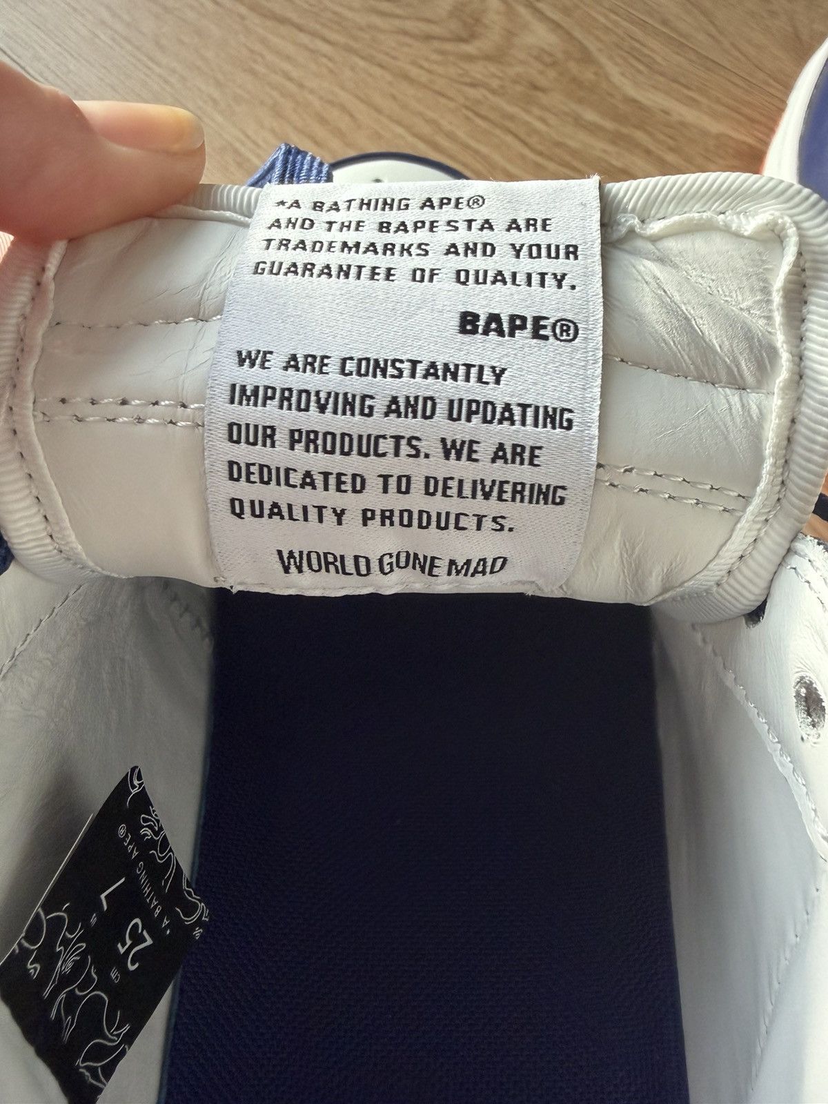 Bape A Bathing Ape Bape Sta #3 M2 White Blue Orange US 7 Size US 7 / EU 40 - 11 Thumbnail