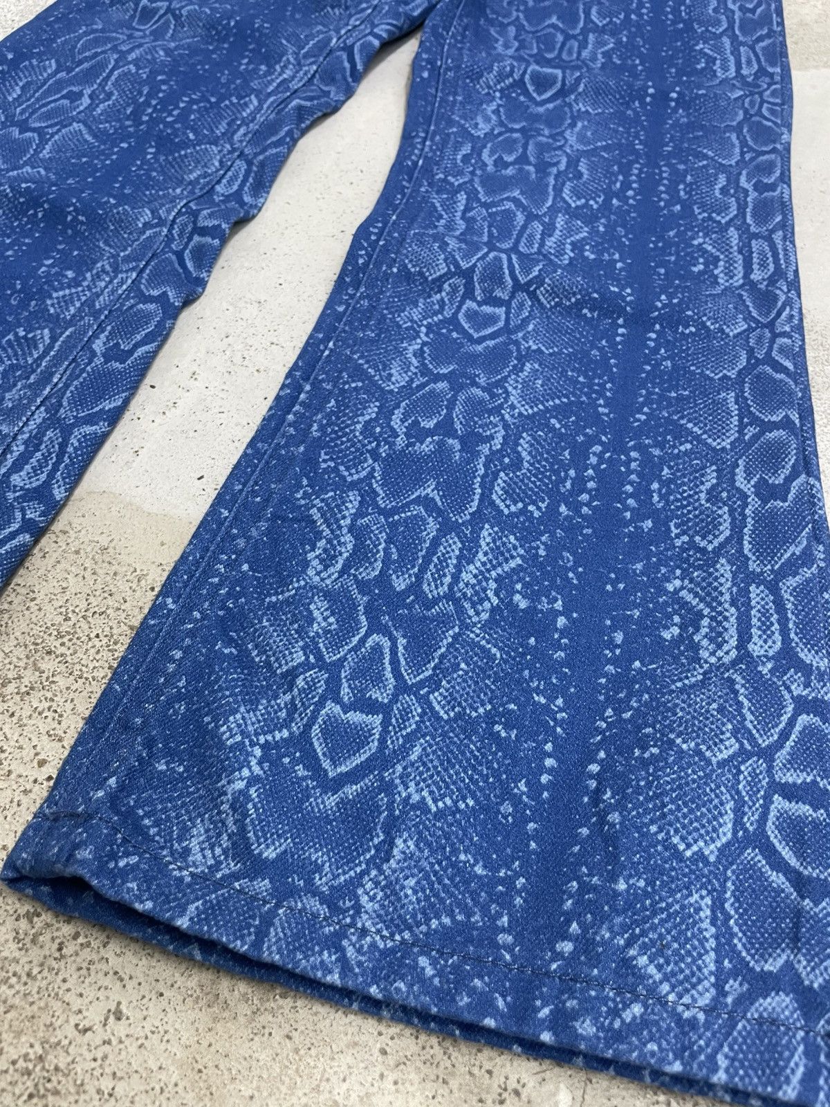 Tornado Mart Collision Denim Snake Skin Flare Pants Japanese Fashion Size US 26 / EU 42 - 7 Thumbnail