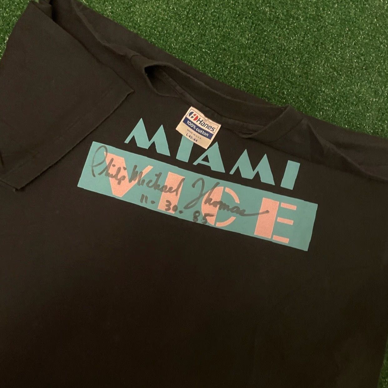 Vintage VINTAGE Miami Vice Philip Michael Thomas Auto Signed Shirt 1985 L Black Mens 80s TV Show Signed Size US L / EU 52-54 / 3 - 3 Thumbnail