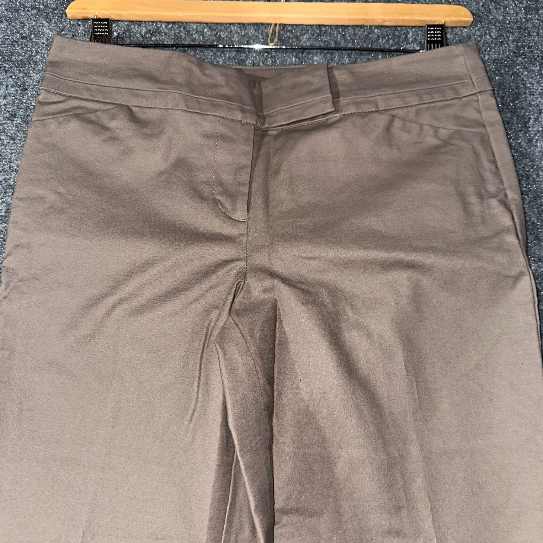 Ann Taylor Ann Taylor Signature Pants Womens 4 Brown Cotton Stretch Cuffed Crop Flat Front Size 27" / US 4 / IT 40 - 2 Thumbnail