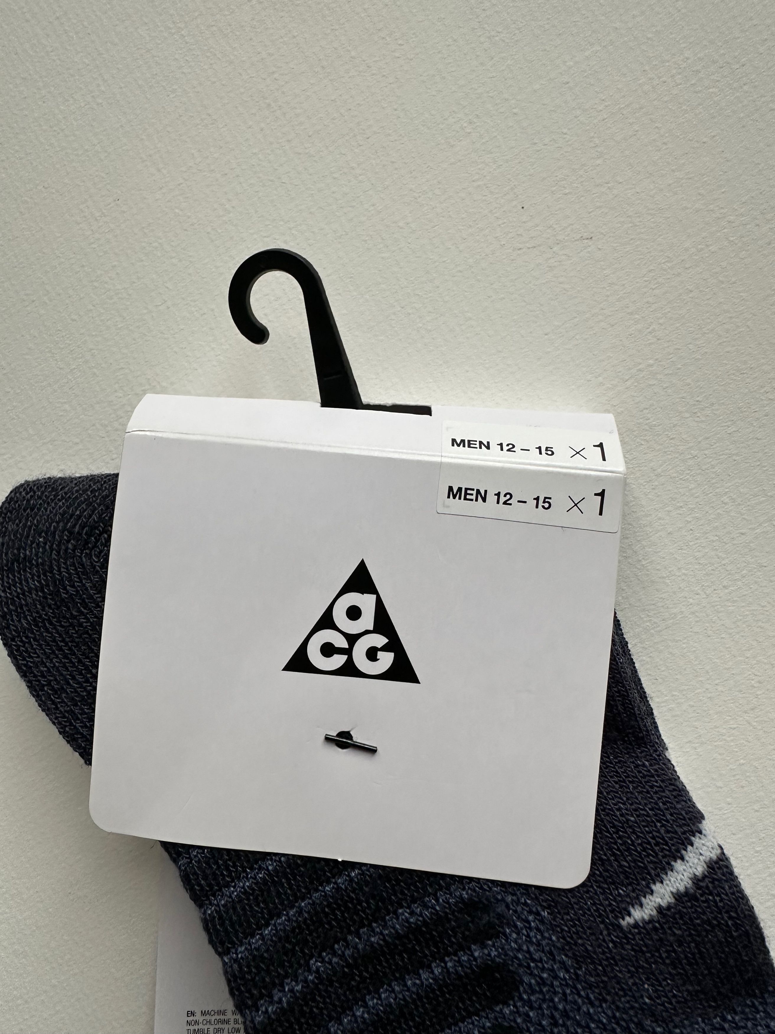 Nike ACG Nike ACG Dri-Fit Logo Socks - Dark Blue - Size 12 - 15 (NWT) Size ONE SIZE - 2 Thumbnail