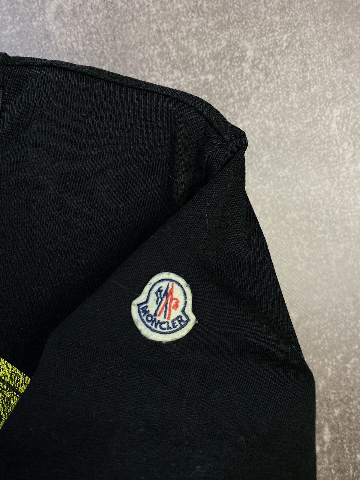 Moncler Moncler Big Logo T-Shirt Size US S / EU 44-46 / 1 - 6 Thumbnail