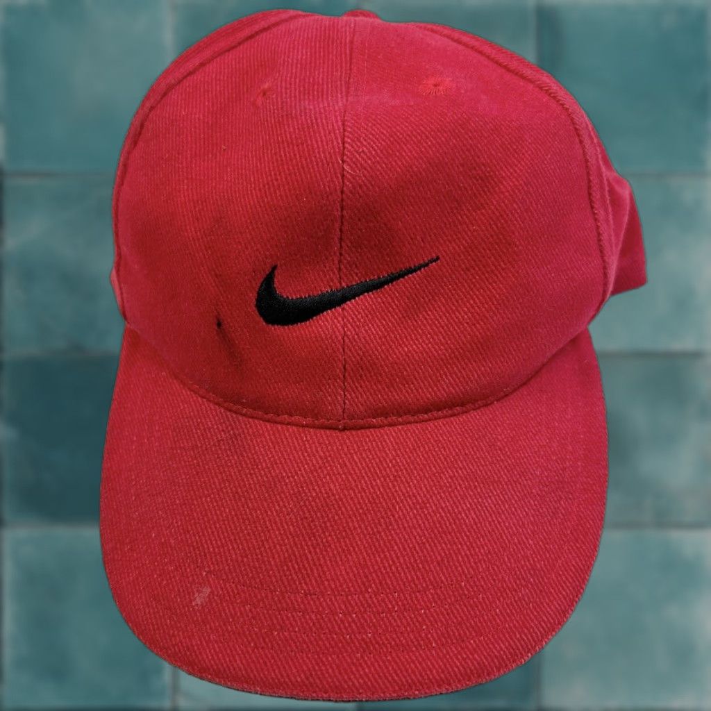 Nike VINTAGE Nike Hat Adult Red Adjustable Snapback Size ONE SIZE - 1 Thumbnail