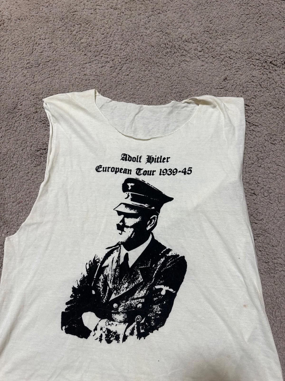 The Unbranded Brand VINTAGE ADOLF HITLER EUROPEAN TOUR 1939-1945 T SHIRT Size US M / EU 48-50 / 2 - 3 Thumbnail