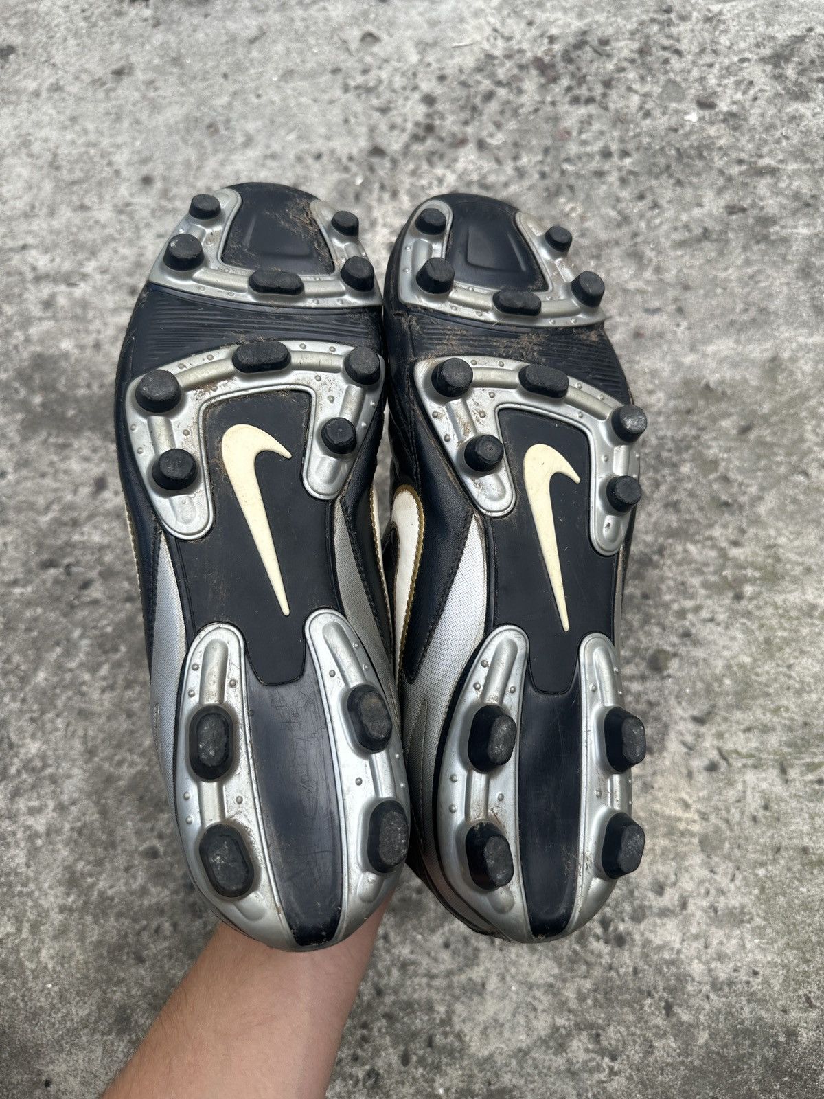 Nike Vintage Nike PARK II FG FOOTBALL Soccer Boots 12 Rare Logo Size US 12 / EU 45 - 4 Thumbnail