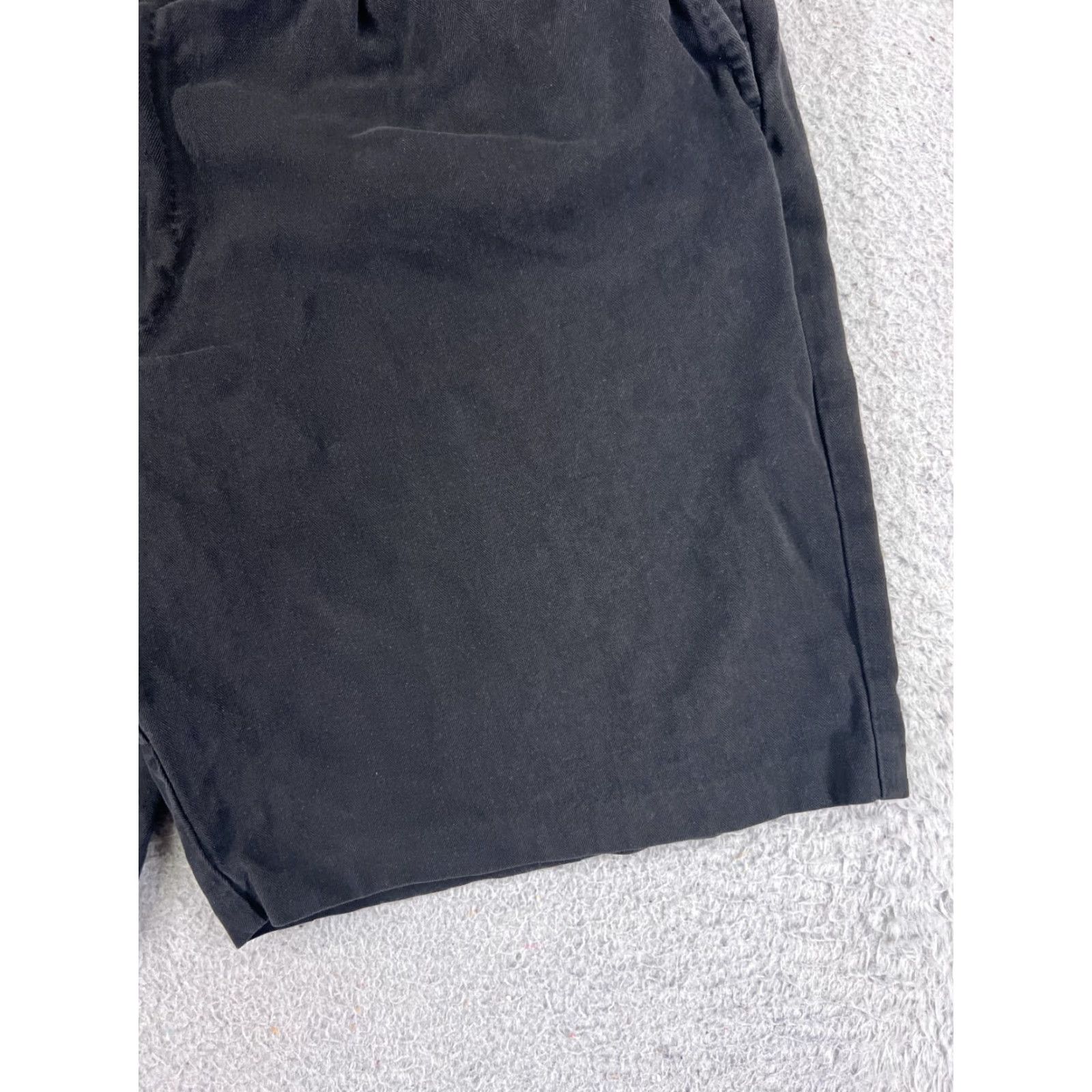 Tommy Bahama Tommy Bahama Shorts Men 36 Black Silk Blend Bermuda Pleated Herringbone 36x9 Size US 36 / EU 52 - 2 Thumbnail