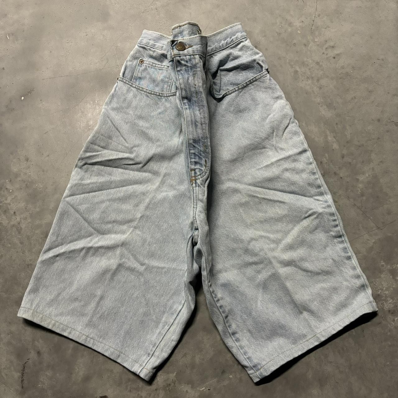 Japanese Brand × Vintage Crazy Vintage Y2K/2000s Baggy Light Wash Denim Skater Jean Shorts Jorts! Size US 40 / EU 56 - 1 Thumbnail