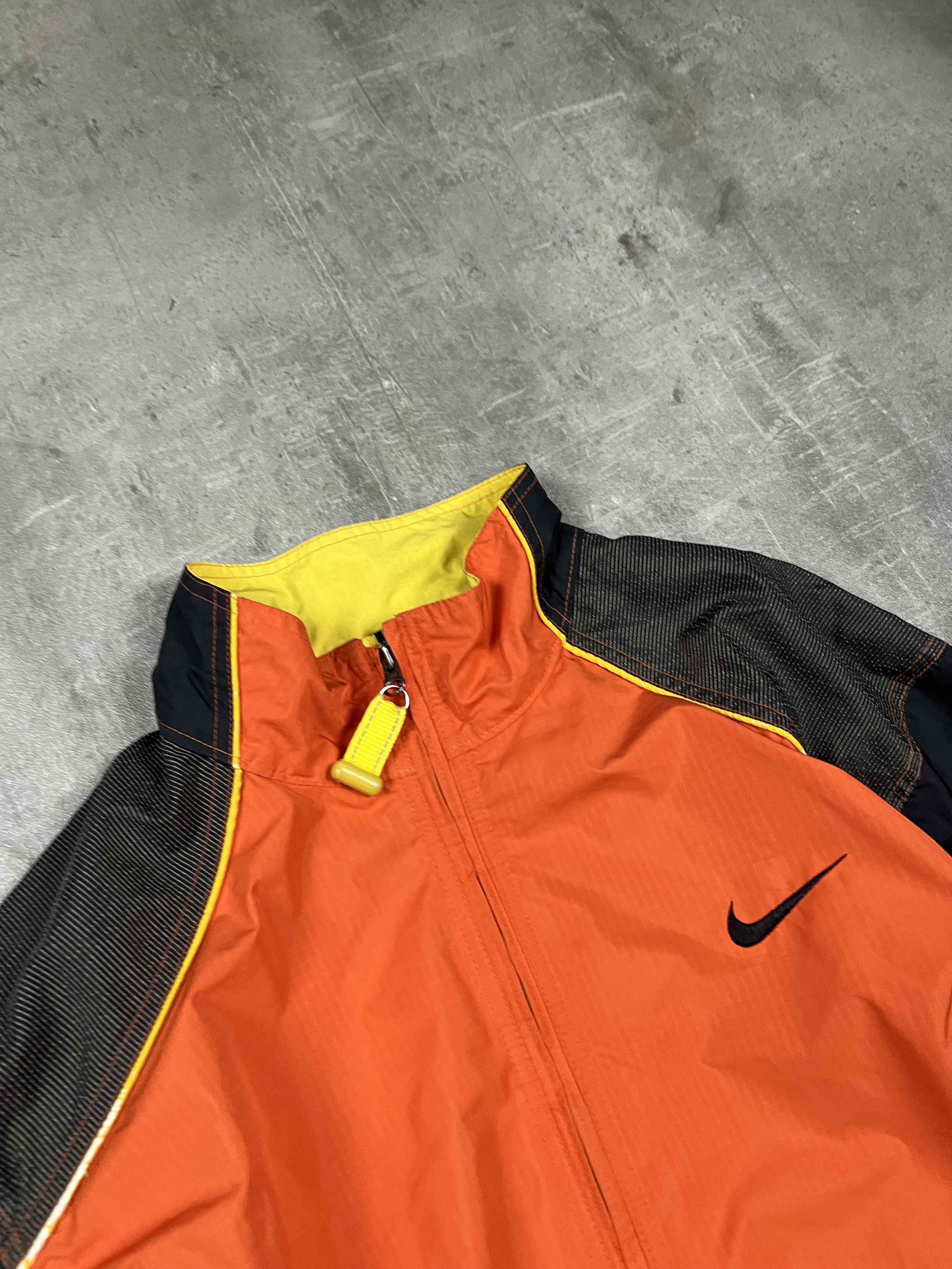Nike ACG nike acg jacket (in bagpack) size M mens original Size US M / EU 48-50 / 2 - 2 Thumbnail