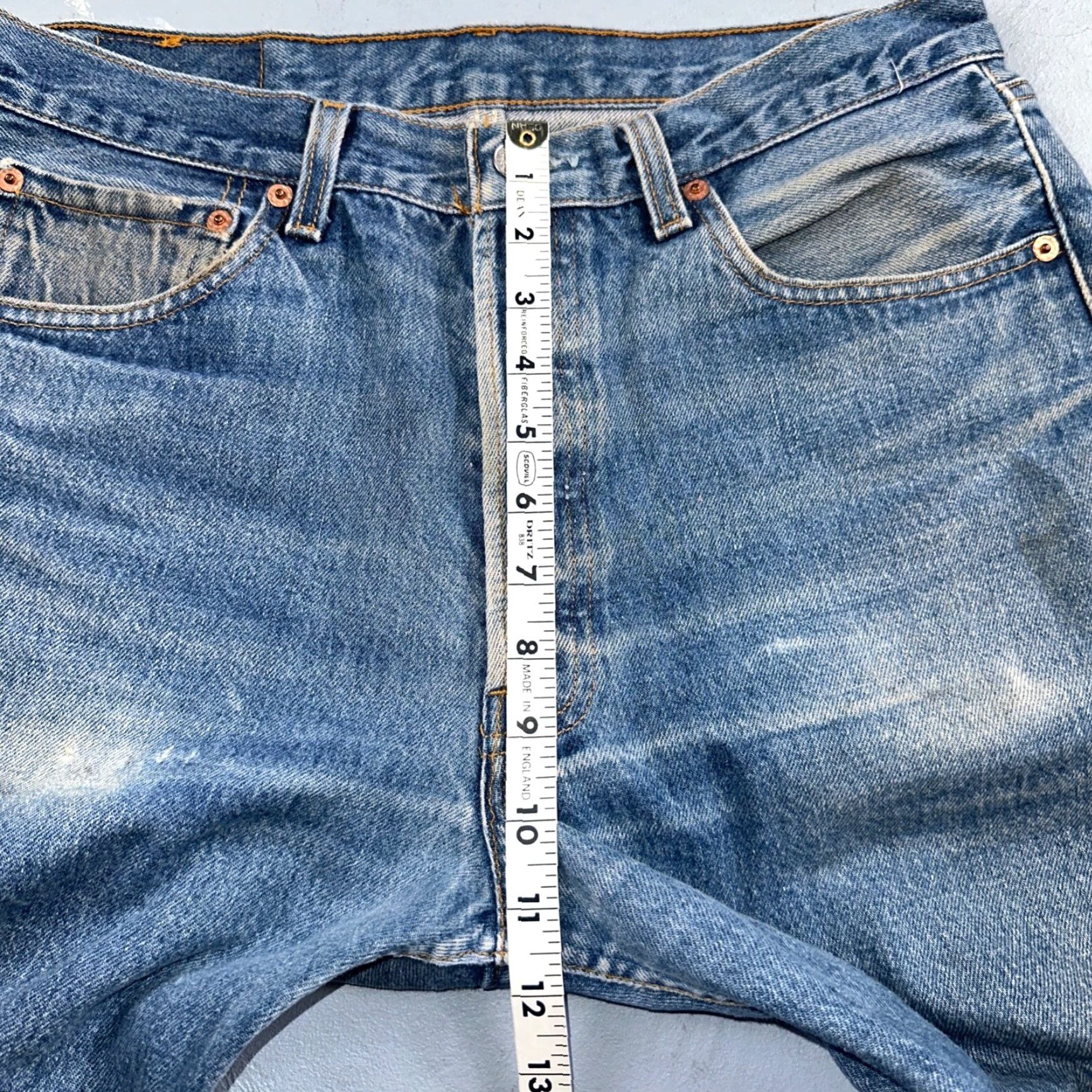 Levi's VINTAGE Levi's 501 Jeans Men Medium Wash 90s USA Straight Leg Cotton Denim 34x34 Size US 34 / EU 50 - 6 Thumbnail