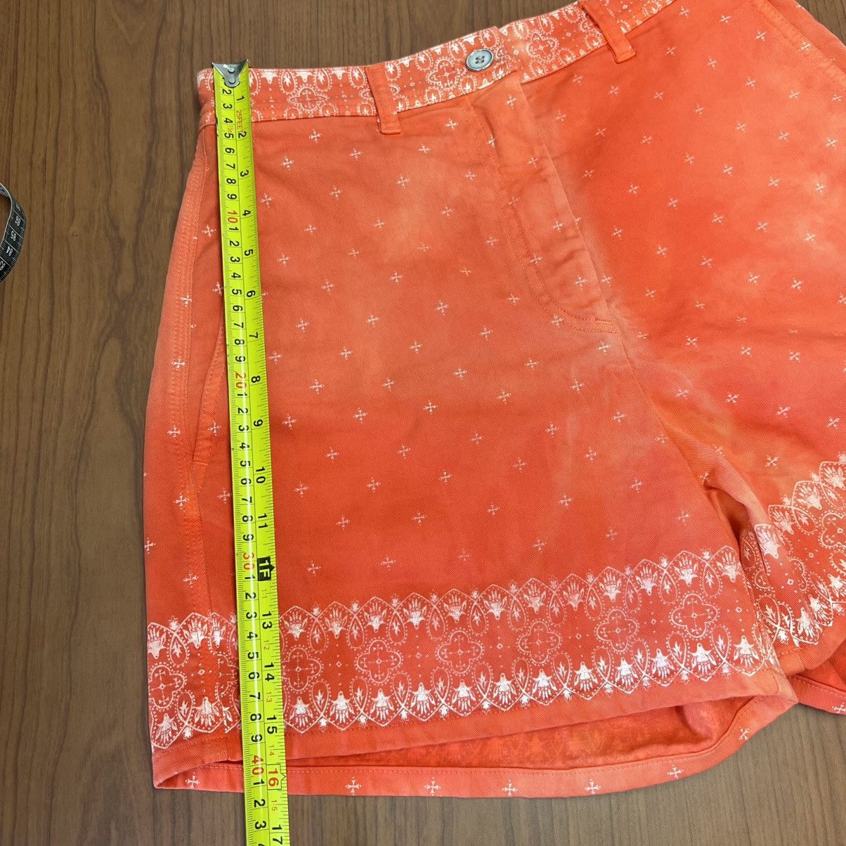 Maison Margiela MM6 Maison Martin Margiela Orange Patterned Shorts Italy Size 28" / US 6 / IT 42 - 21 Thumbnail