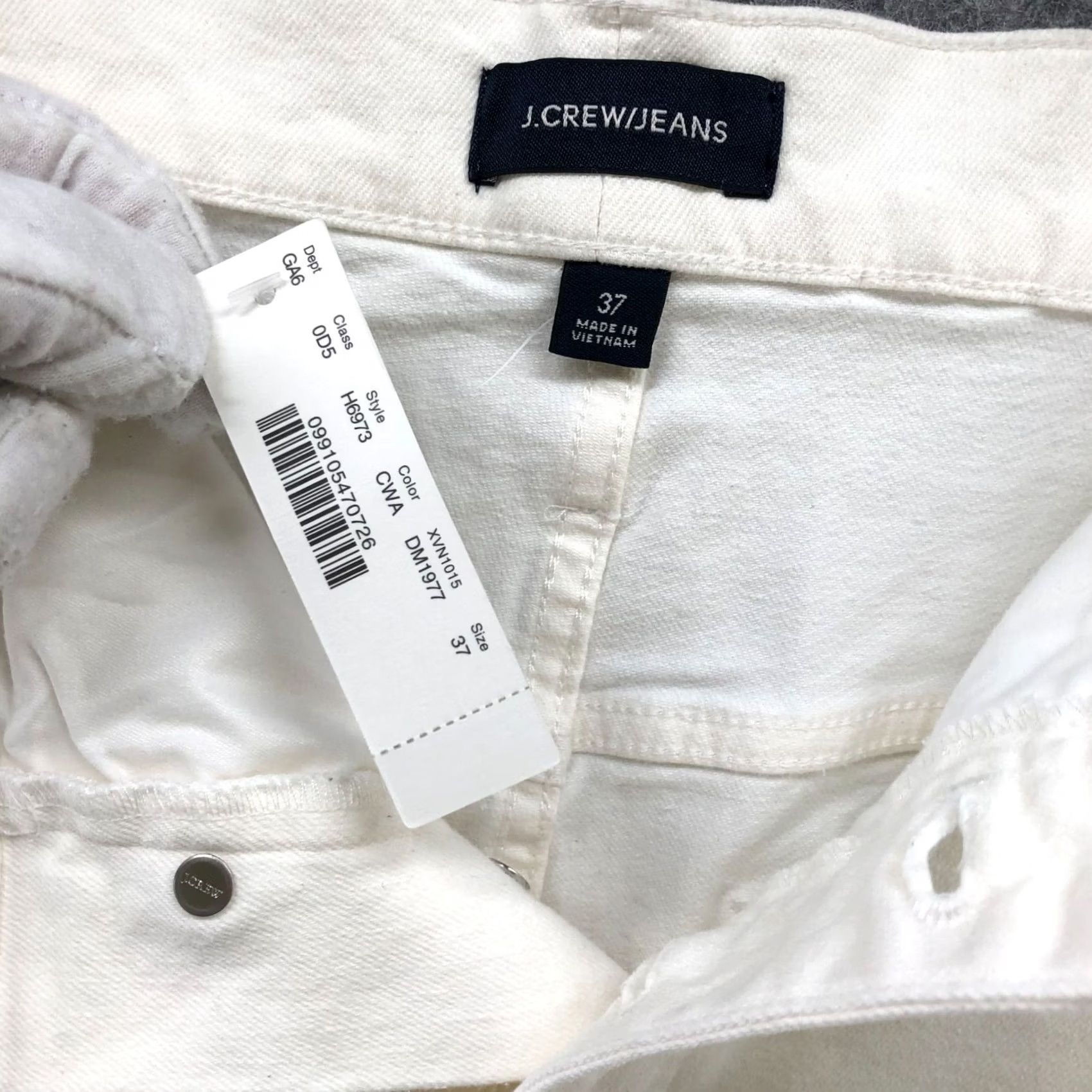 J.Crew NWT J.CREW White Denim Shorts Womens 37 High Rise Button Fly Cut-Off Size 25" / US 0 / IT 36 - 7 Thumbnail