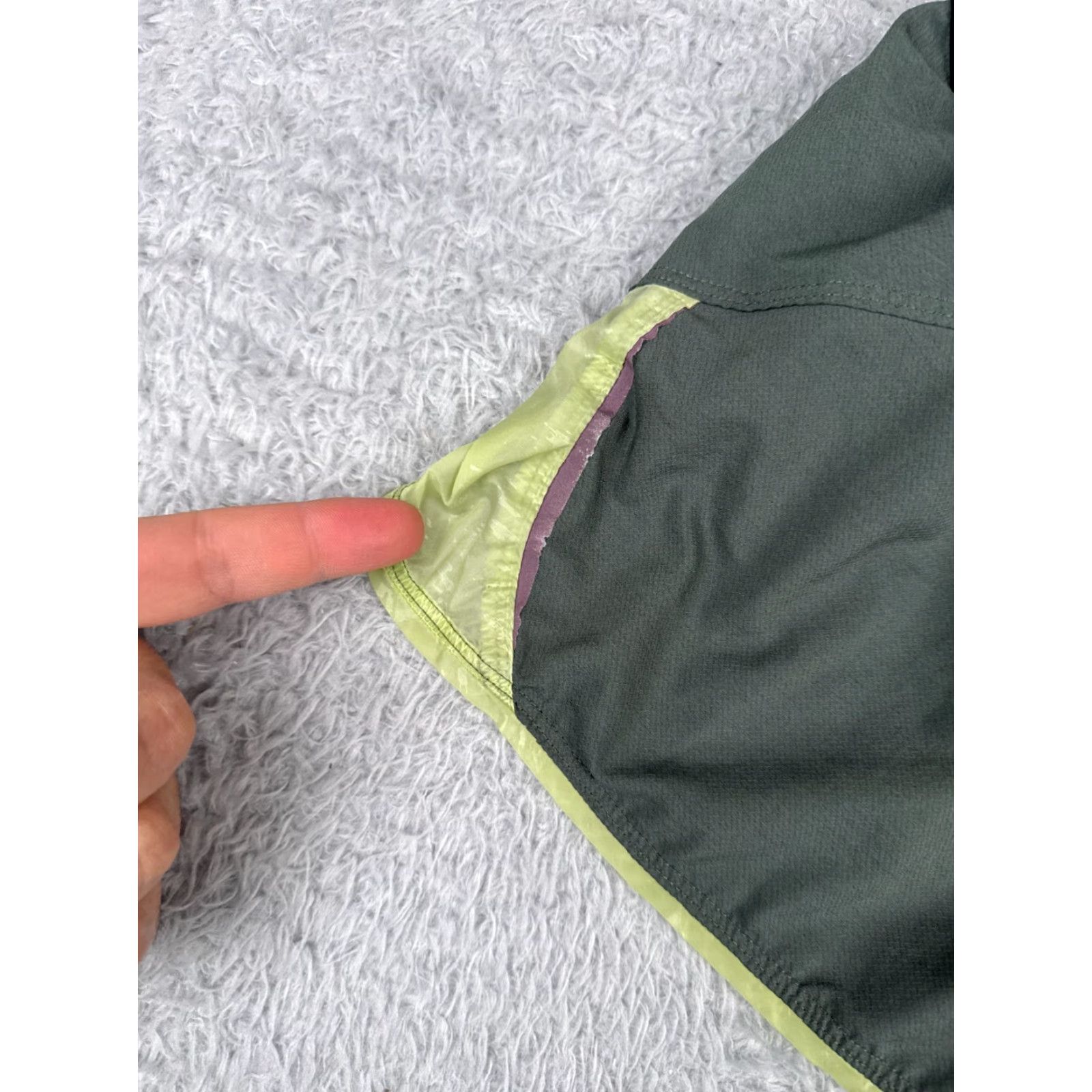 The North Face The North Face Shorts Women Small Green Lined Polyester Blend Run Running READ Women Size 28" / US 6 / IT 42 - 6 Thumbnail