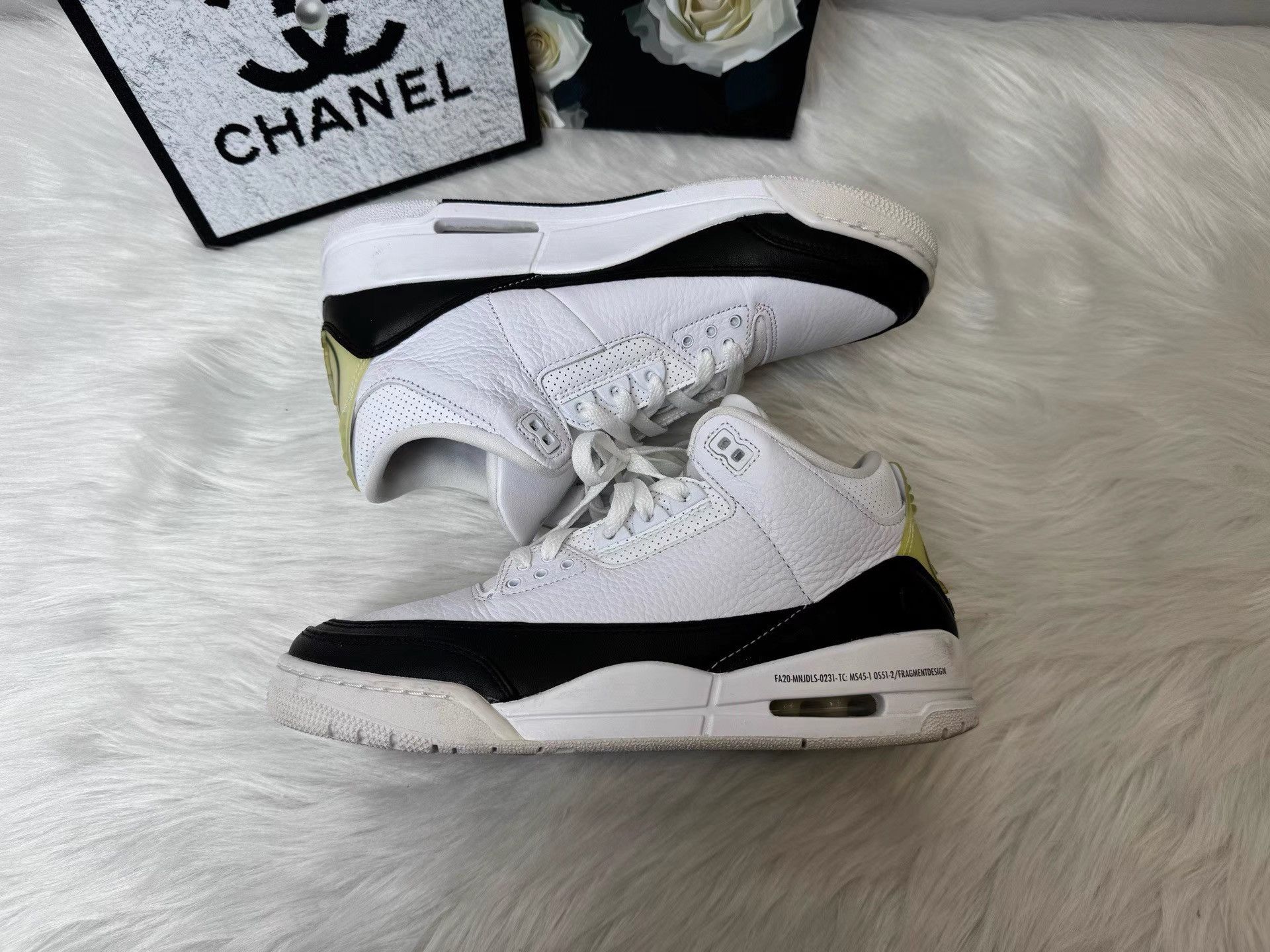 Fragment Design Fragment Design AJ3 Mid Retro Shoes K36 Size US 10 / EU 43 - 7 Thumbnail