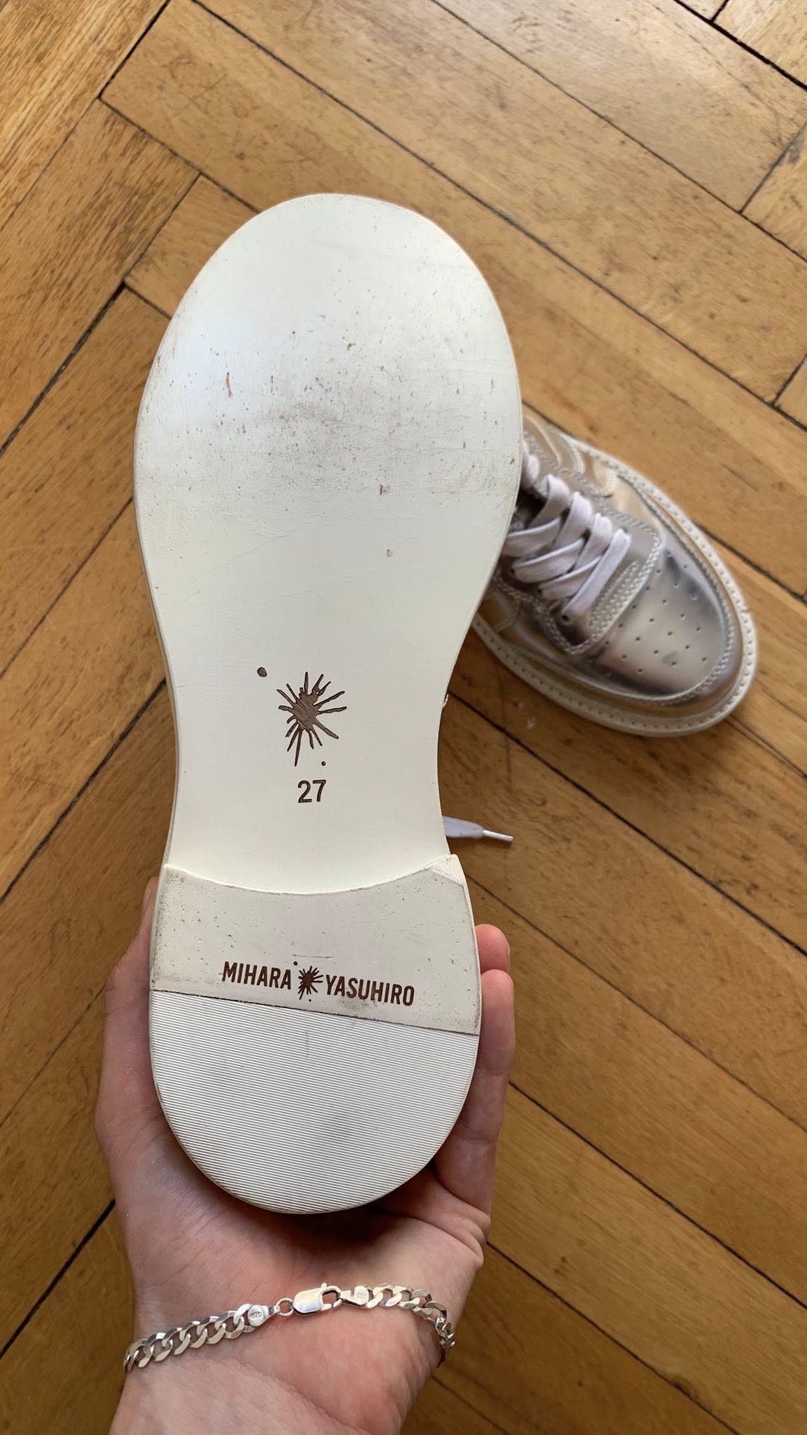 Maison MIHARA YASUHIRO Maison Mihara Yasuhiro Silver Sneakers Size US 10.5 / EU 43-44 - 4 Thumbnail