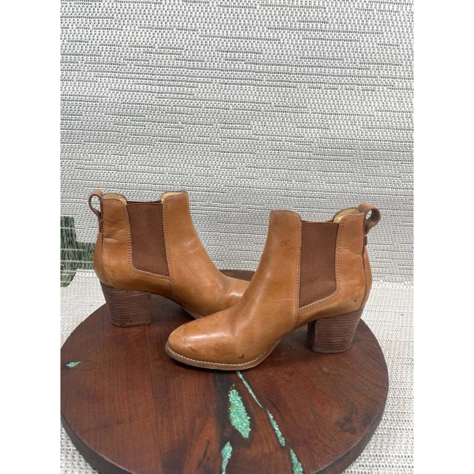 Madewell VINTAGE Madewell Chelsea Boot Women 6.5 The Regan English Saddle Leather Block Heel Chelsea Women Boots Brown Leather Size US 7 / IT 37 - 7 Thumbnail