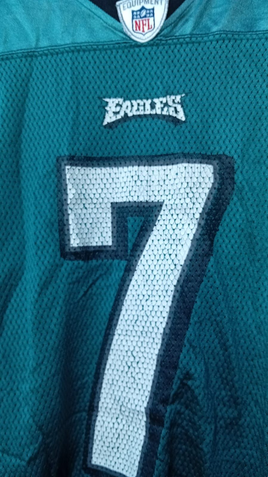 Reebok Philadelphia Eagles jersey by Reebok #7 Michael Vick sz S Size US S / EU 44-46 / 1 - 7 Thumbnail