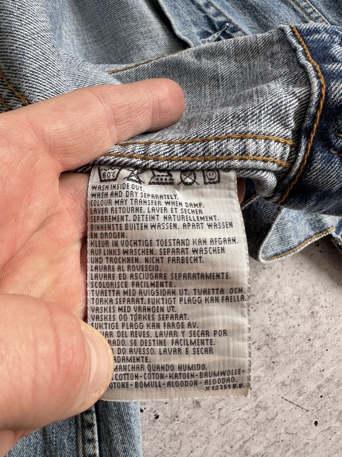 Levi's × Levi's Vintage Clothing Vintage Levi’s Denim Jeans Faded Jacket Size L / US 10 / IT 46 - 11 Thumbnail
