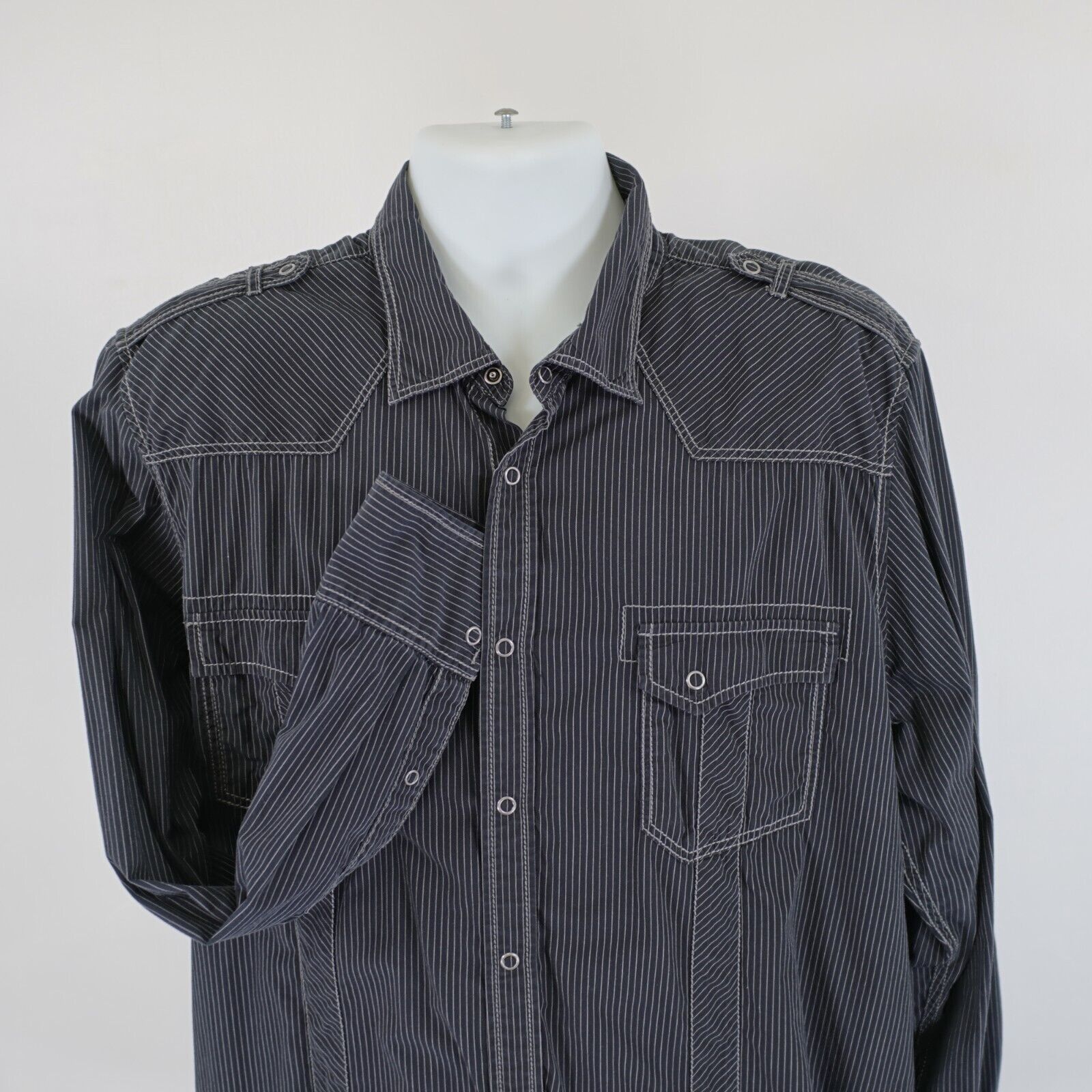 Vintage INC International Concepts 2 XL Black Striped Snap Button Co Size US XL / EU 56 / 4 - 1 Thumbnail