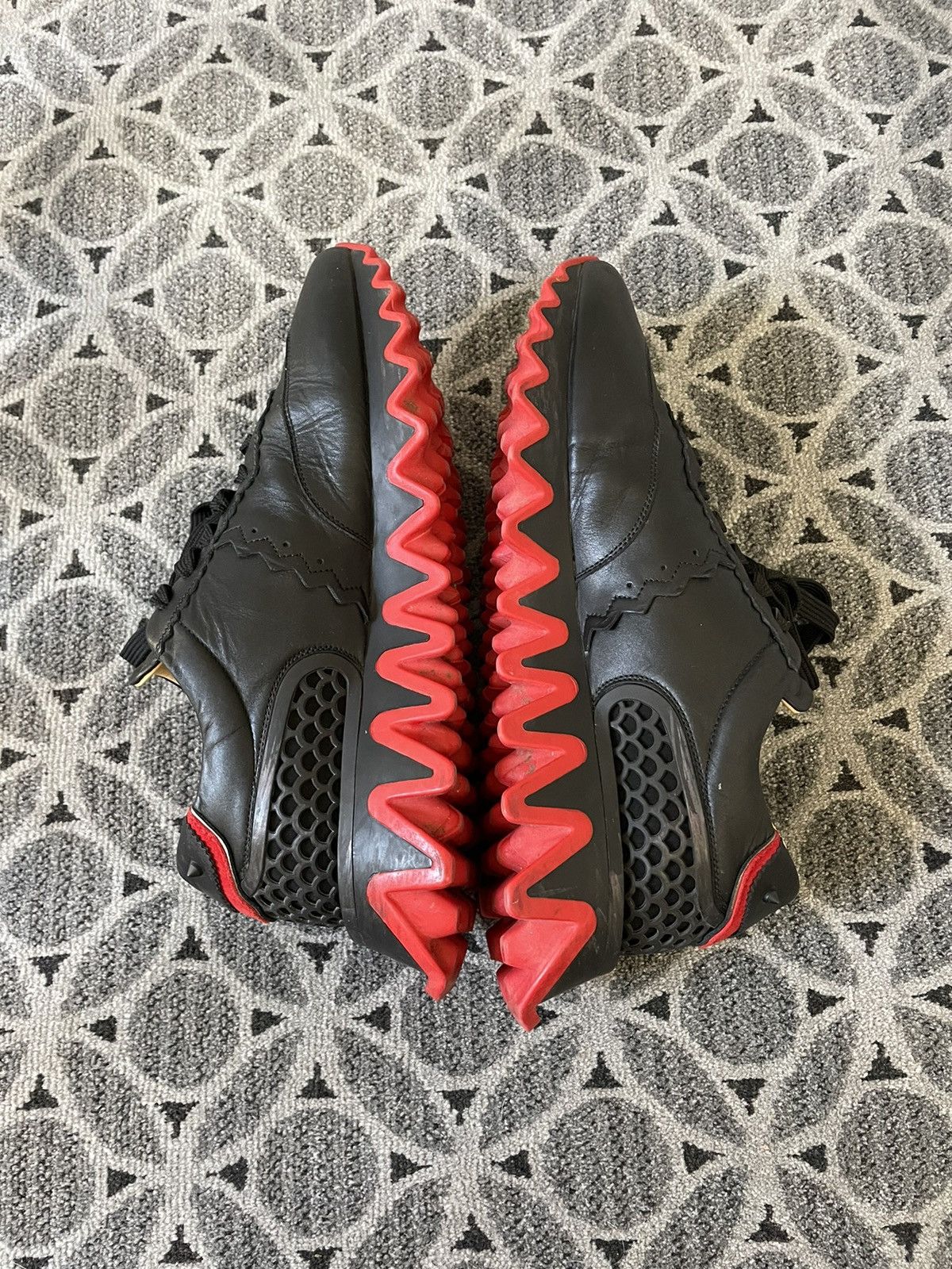 Christian Louboutin Loubishark Sneakers Calf Leather Worn Once Mens CL Paris Size US 9.5 / EU 42-43 - 9 Thumbnail