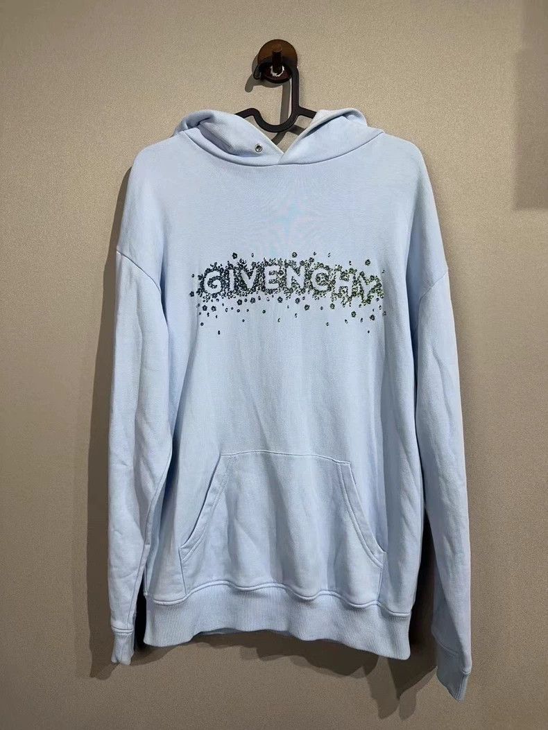 Givenchy Givenchy Rhinestone logo hooded sweater Size US S / EU 44-46 / 1 - 1 Thumbnail