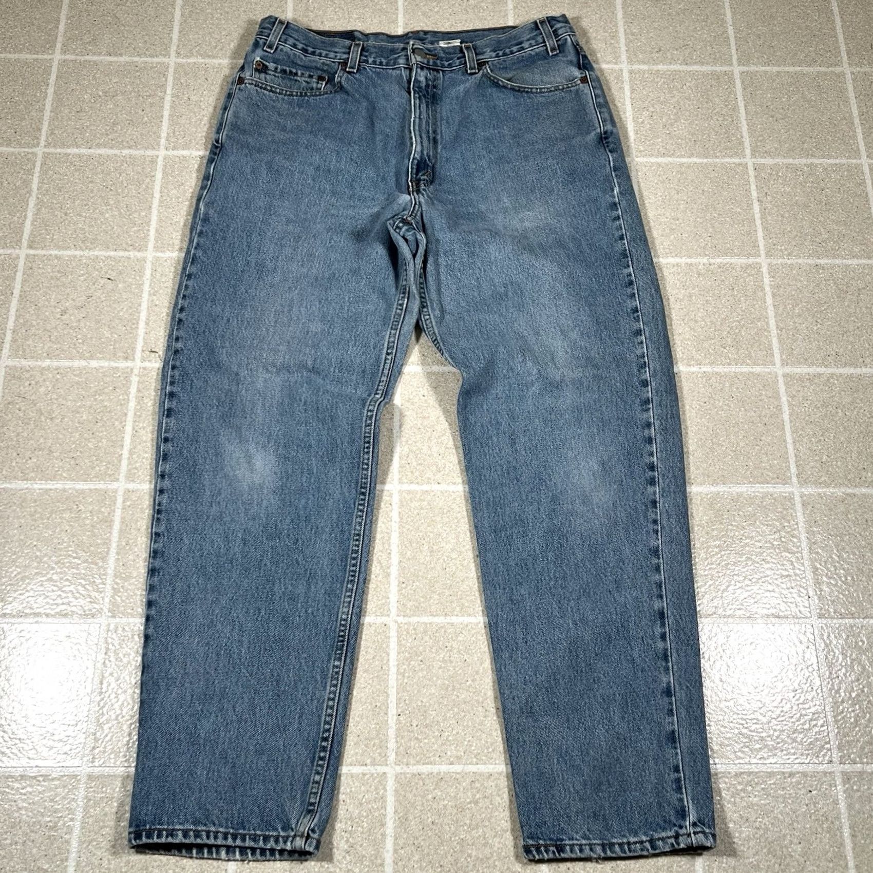 Levi's VINTAGE Levi’s 550 Jeans Denim 36 X 31 Men Regular Blue 2001 Y2K Relaxed Fit Straight Made in Mexico Size US 36 / EU 52 - 2 Thumbnail