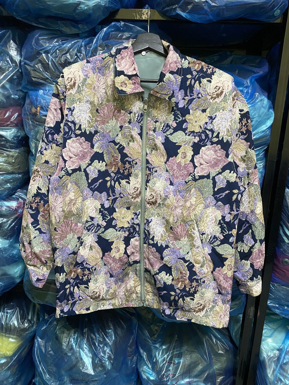 Vintage Vintage 90s Best Collection Japan Floral Tapestry Zip Jacket Size US M / EU 48-50 / 2 - 2 Thumbnail