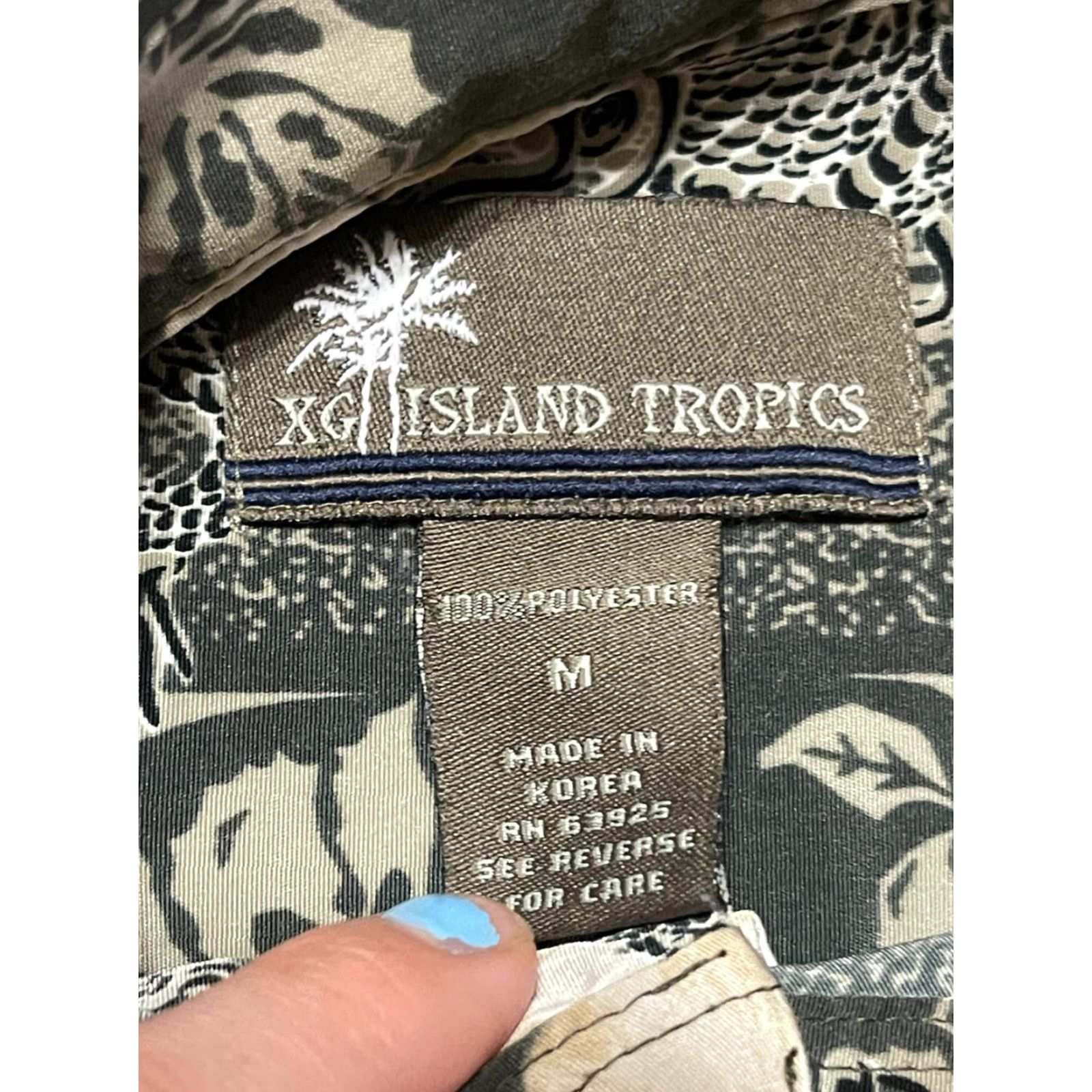 Vintage XG Island Topic Shirt Men’s Size M Grey White Floral Button Up Short Sleeve Vintage No Size US M / EU 48-50 / 2 - 4 Thumbnail