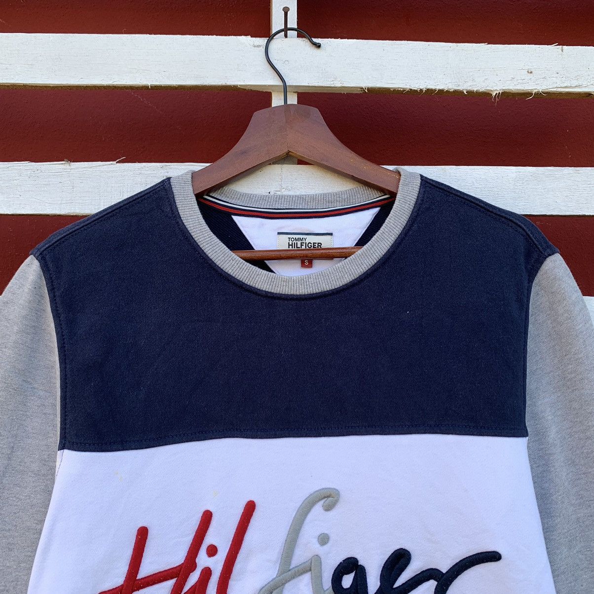 Tommy Hilfiger × Tommy Jeans Tommy Hilfiger Denim Sweatshirt Embroidered Logo Size US M / EU 48-50 / 2 - 3 Thumbnail