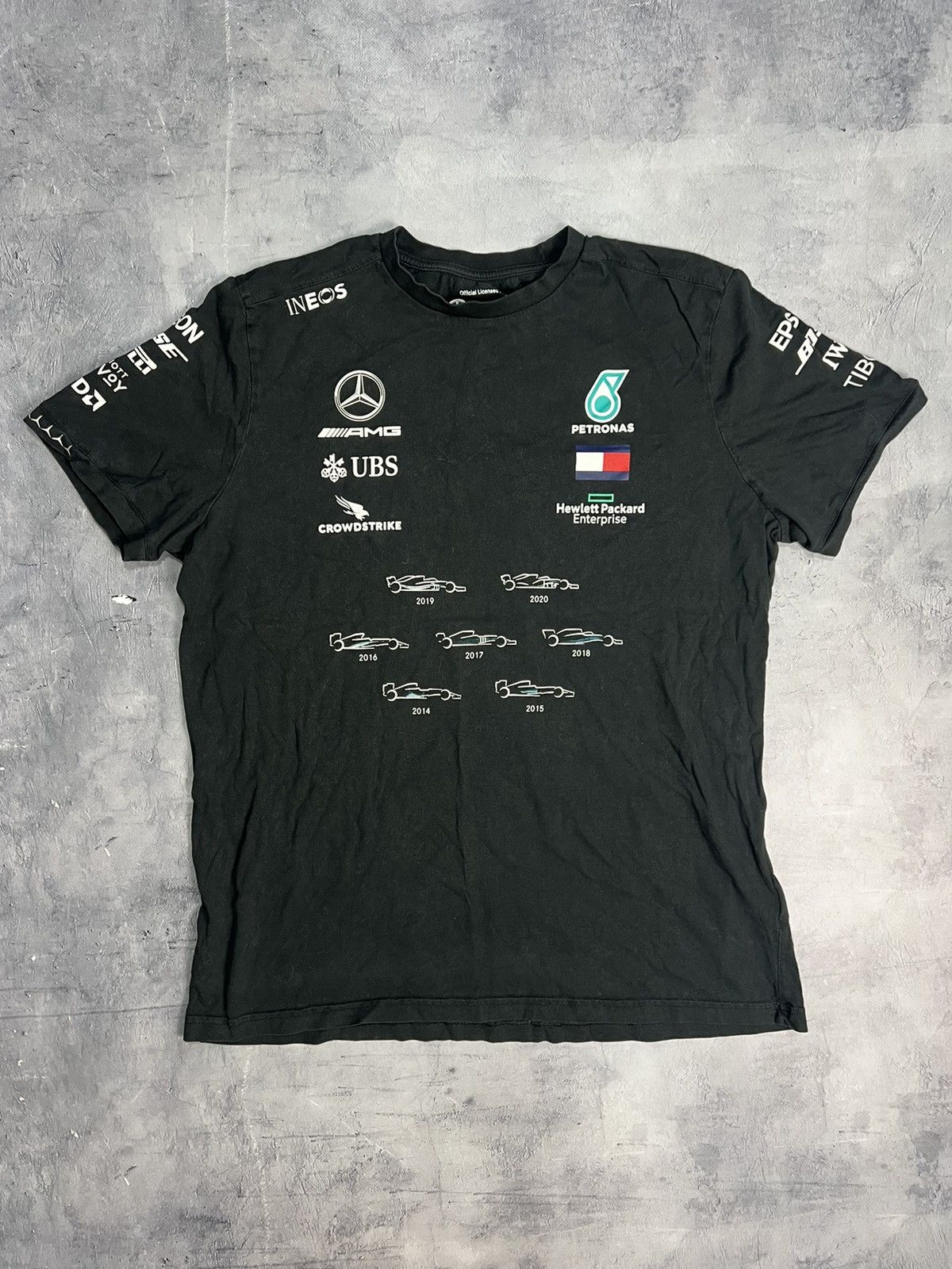 Formula 1 × Mercedes-Benz Vintage Mercedes-Benz AMG Petronas F1 Hamilton T-Shirt Size US XL / EU 56 / 4 - 1 Thumbnail