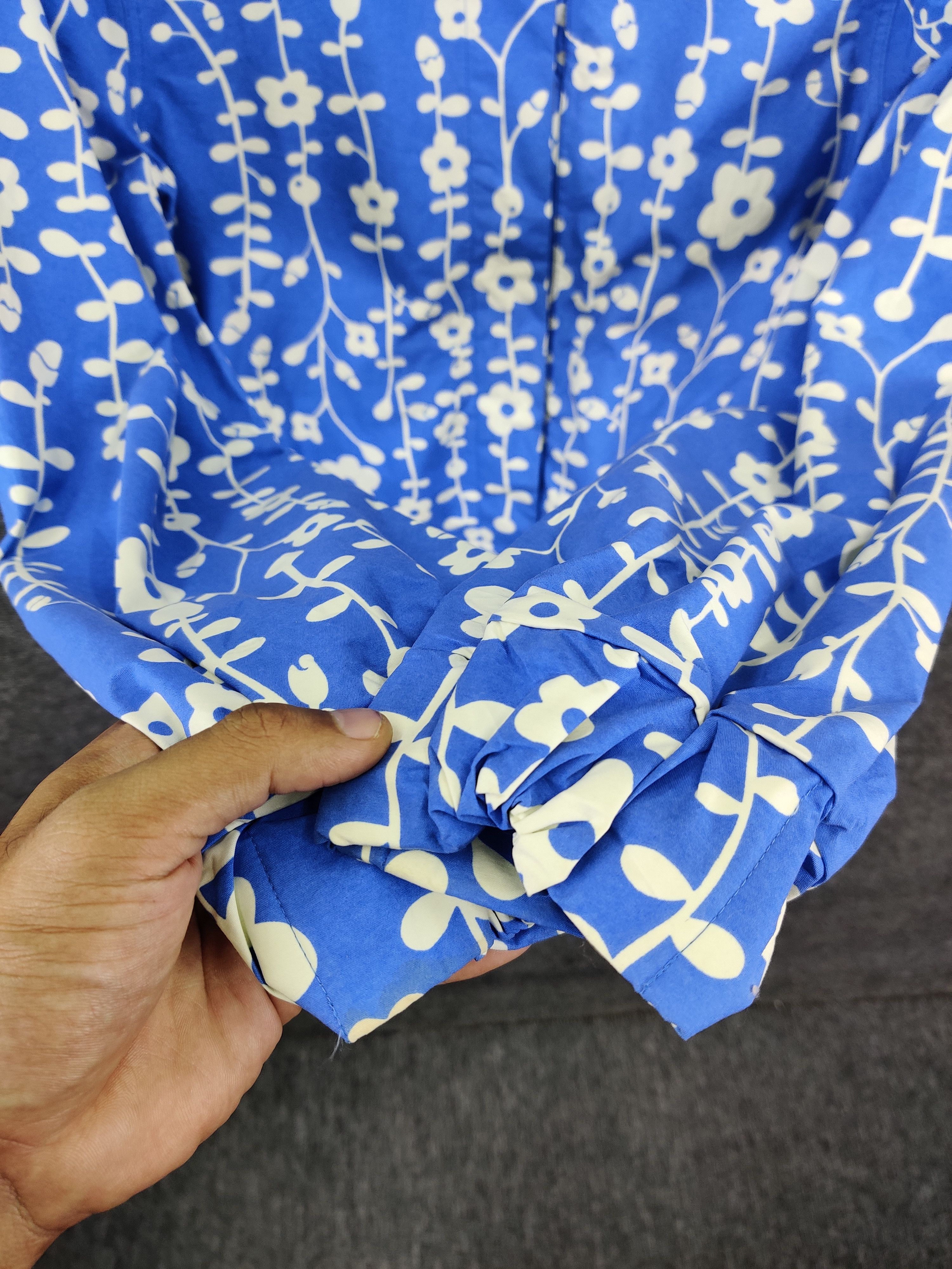 Helly Hansen Vintage Helly Hansen Fullprint Jacket Nice Design Size US L / EU 52-54 / 3 - 9 Thumbnail