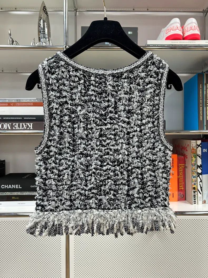 Chanel Chanel Waterfall Series Black and White Woven Tassel Vest Size XS / US 0-2 / IT 36-38 - 3 Thumbnail