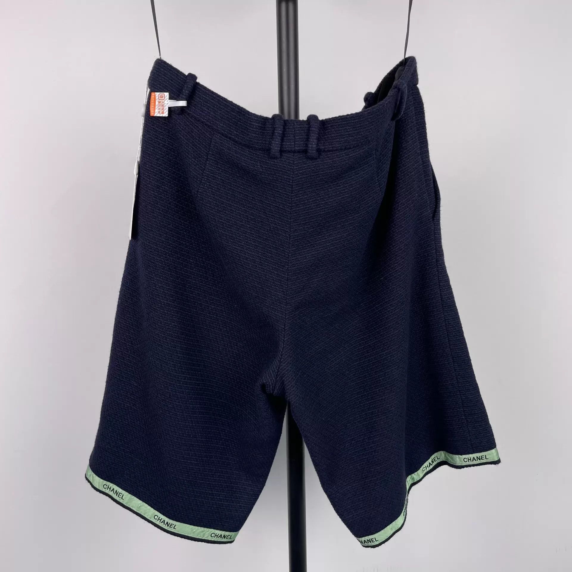 Chanel Chanel Navy Blue Shorts Size 28" / US 6 / IT 42 - 2 Thumbnail