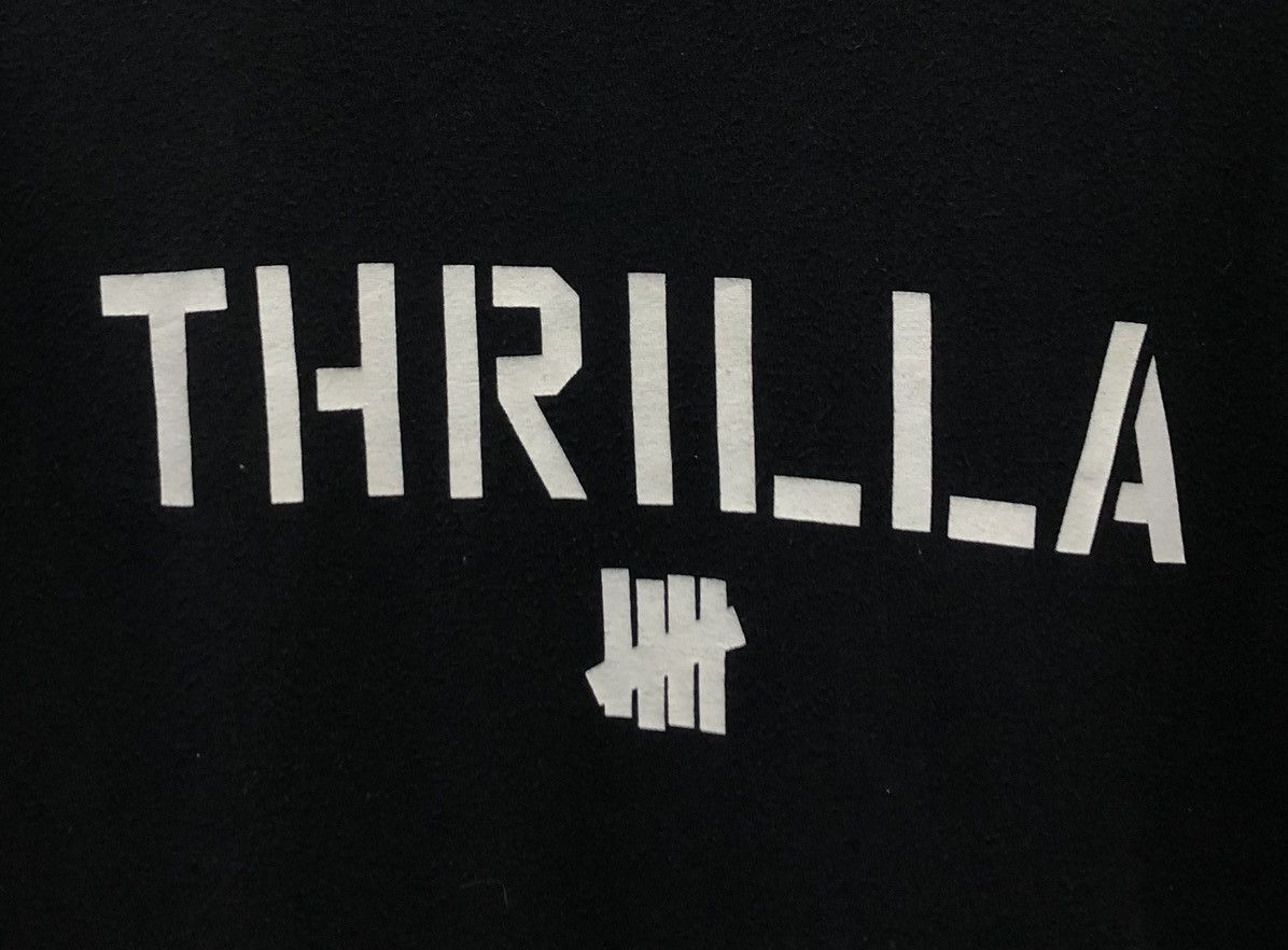 Undefeated Vintage Undefeated THRILLA T-Shirt Size US L / EU 52-54 / 3 - 3 Thumbnail