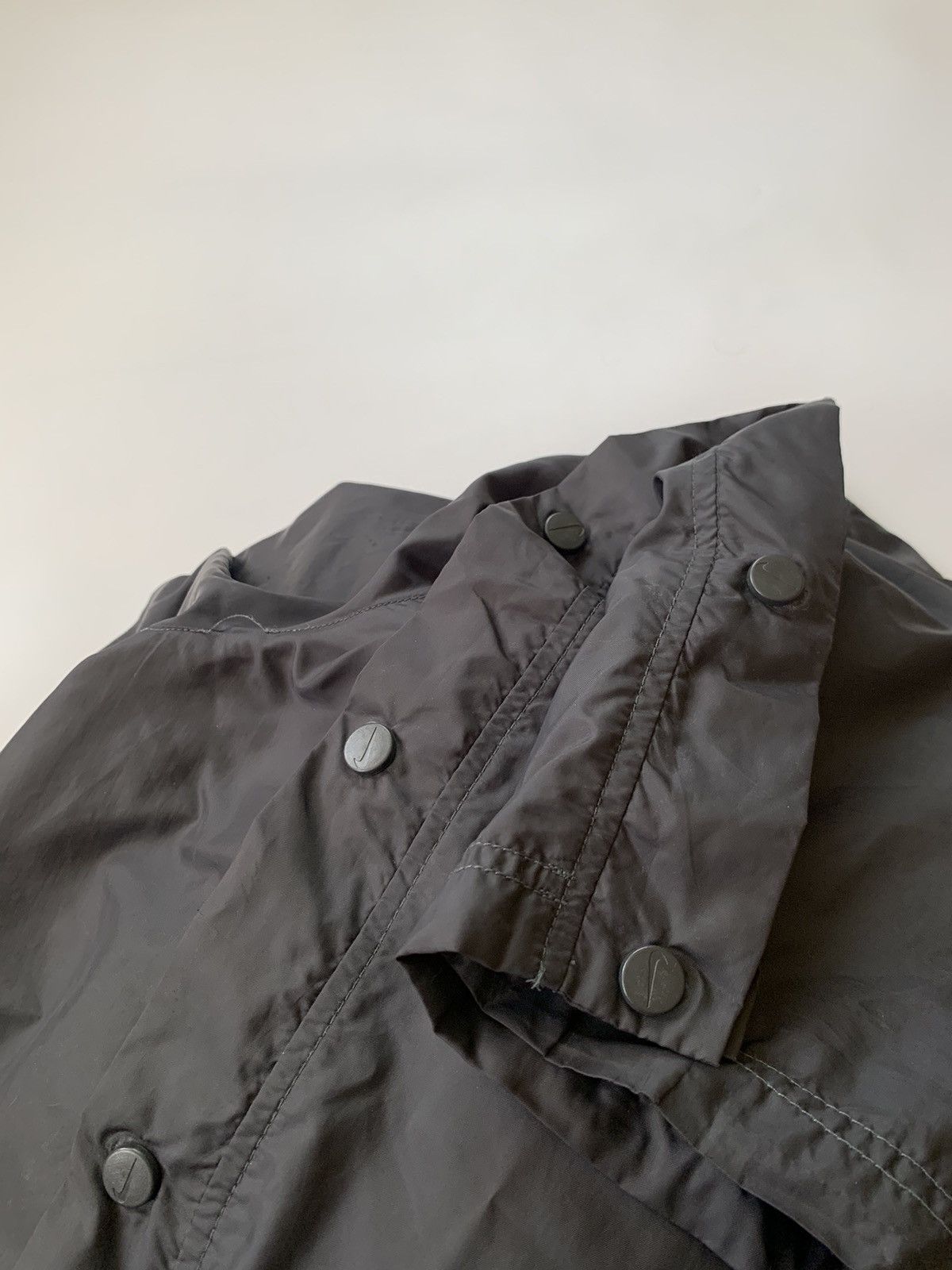 Other 90's NYLON NIKE BAGGY BUTTON TRACK PANTS Y2K SWOOSH LOGO Size US 38 / EU 54 - 12 Thumbnail