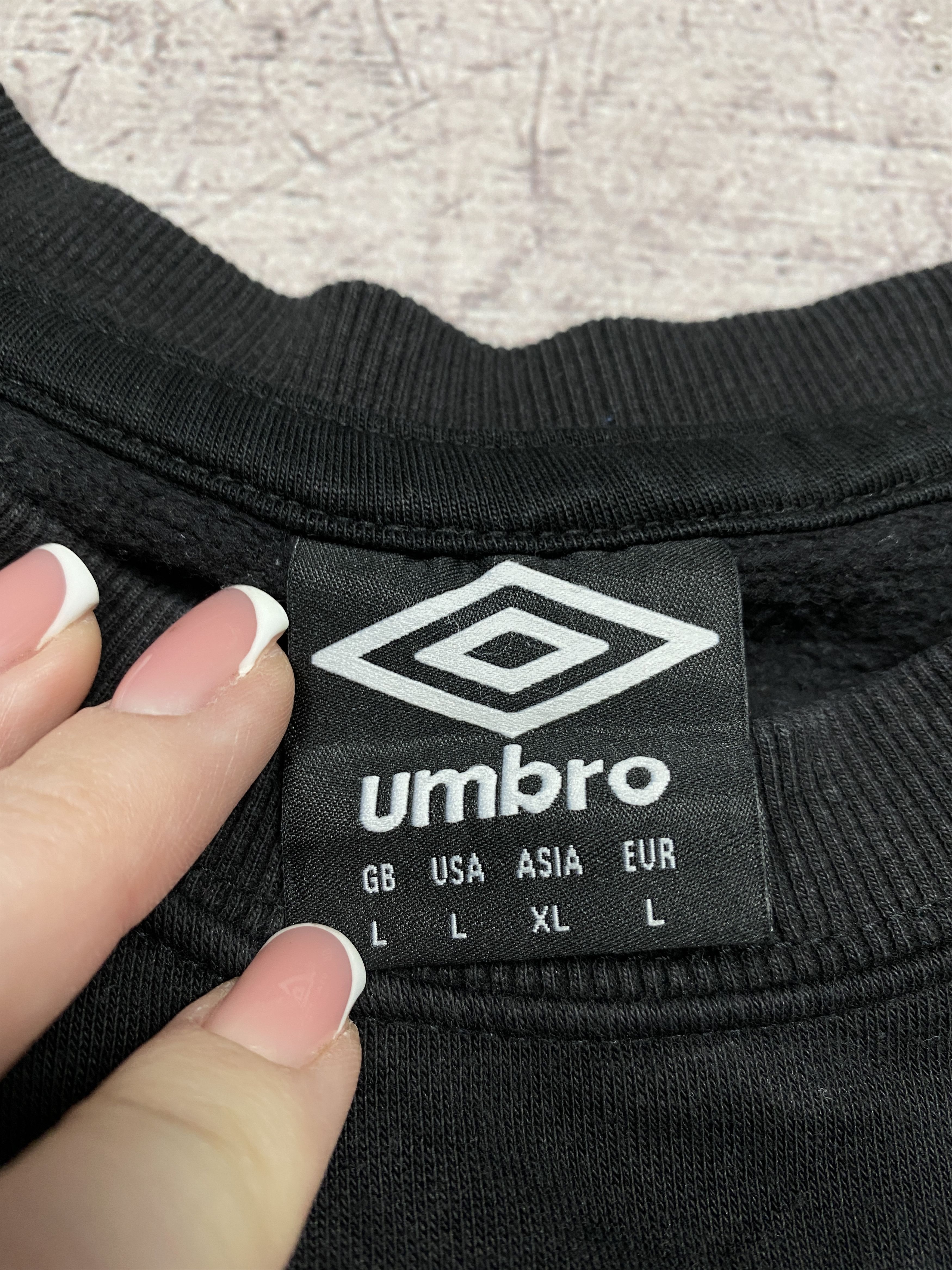 Umbro Umbro Carling Mens Crew Neck Sweatshirt Size US L / EU 52-54 / 3 - 4 Thumbnail