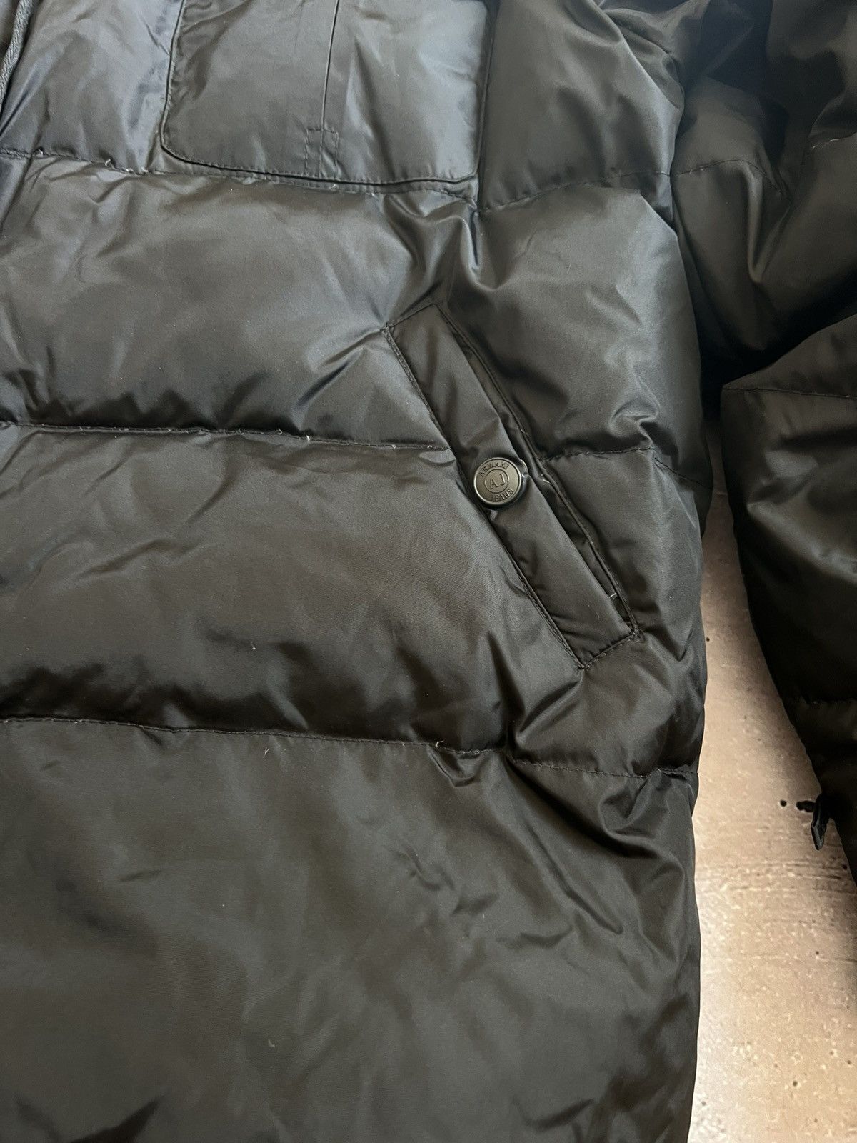 Armani Rare Vintage 90s Armani Jeans Puffer Coat Without lock Sz L Size US L / EU 52-54 / 3 - 5 Thumbnail