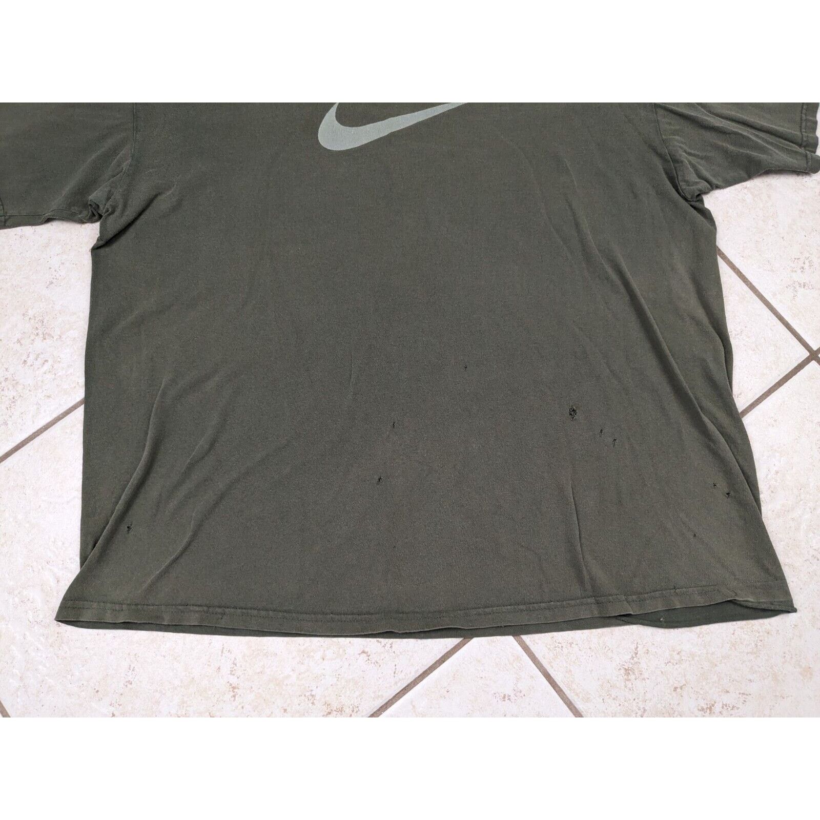 Nike Vtg Nike Shirt XL Olive Green Big Center Swoosh Check USA Size US XL / EU 56 / 4 - 5 Thumbnail