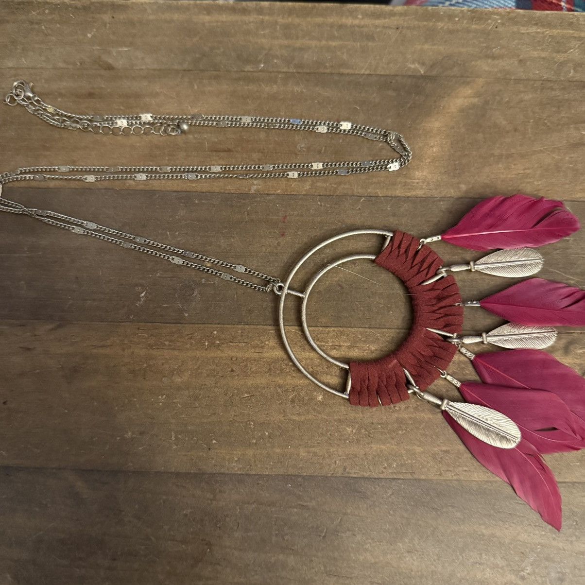 Other Boho gold tone red feather pendant necklace Size ONE SIZE - 2 Thumbnail