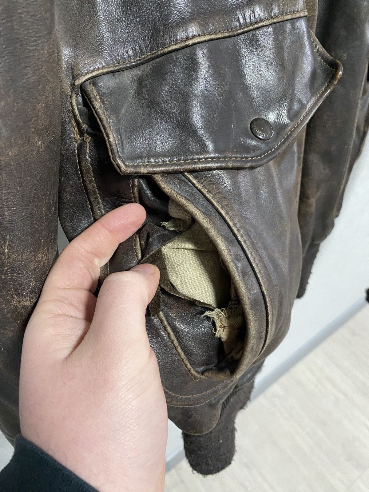 Schott GENUINE VINTAGE 70s SCHOTT IS 674 MS LEATHER FLIGHT JACKET Size US M / EU 48-50 / 2 - 12 Thumbnail