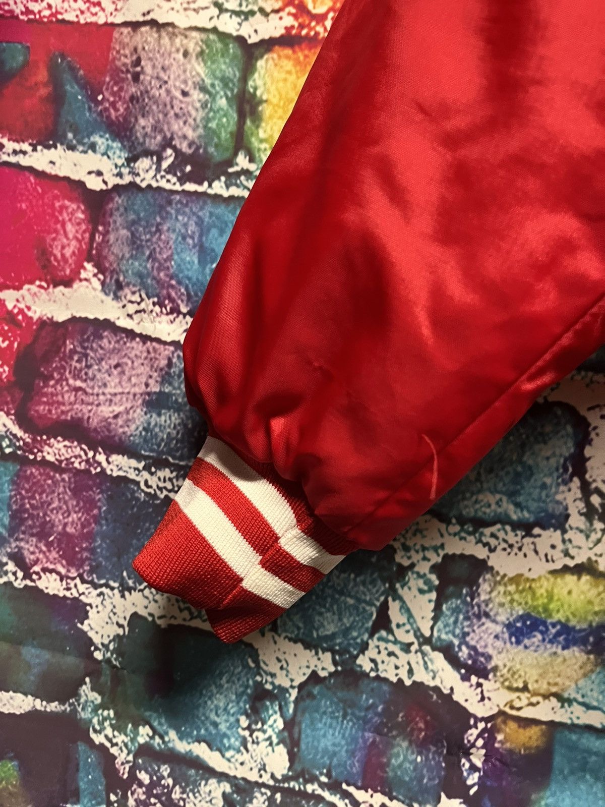 Holloway × Vintage Vintage Bomber Jacket M Red Holloway of the Rings Size US M / EU 48-50 / 2 - 7 Thumbnail