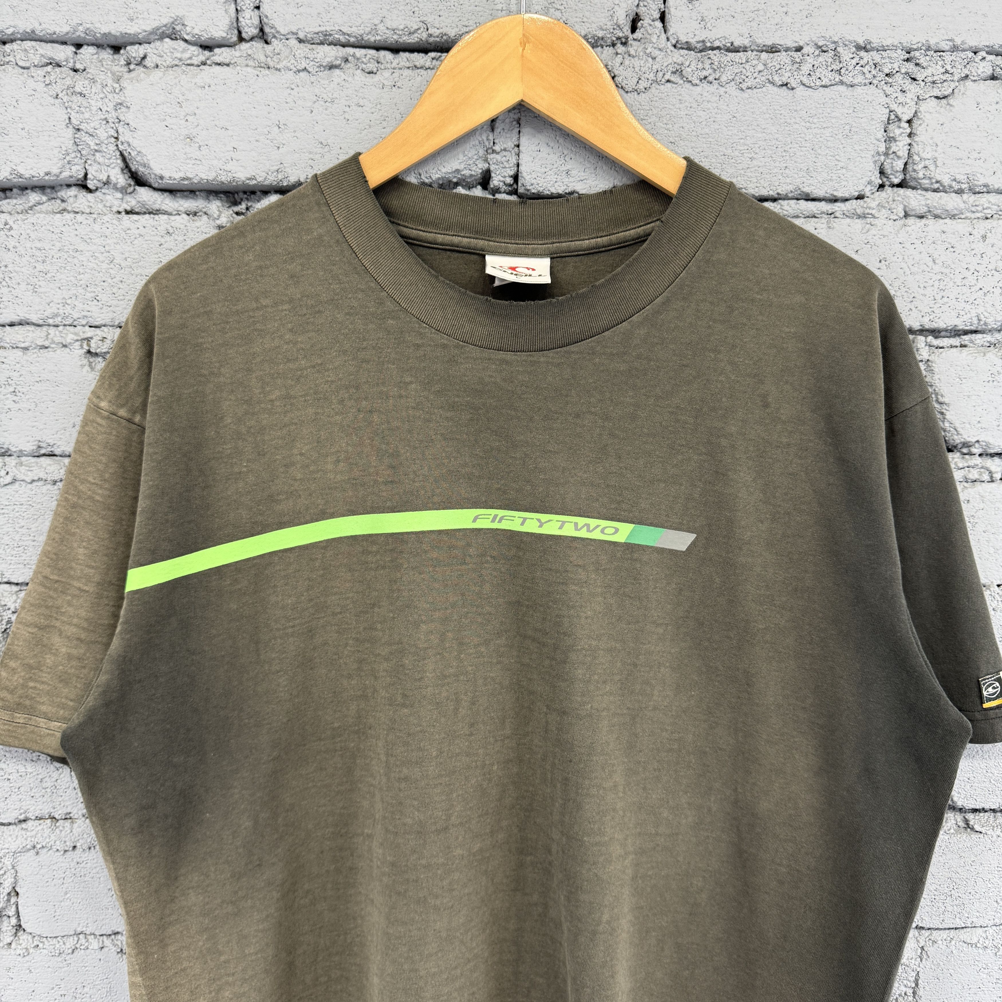 O'Neill Vintage Sunfaded O'Neill Tshirt "FIFTYTWO" Graphic Surfing Size US L / EU 52-54 / 3 - 3 Thumbnail