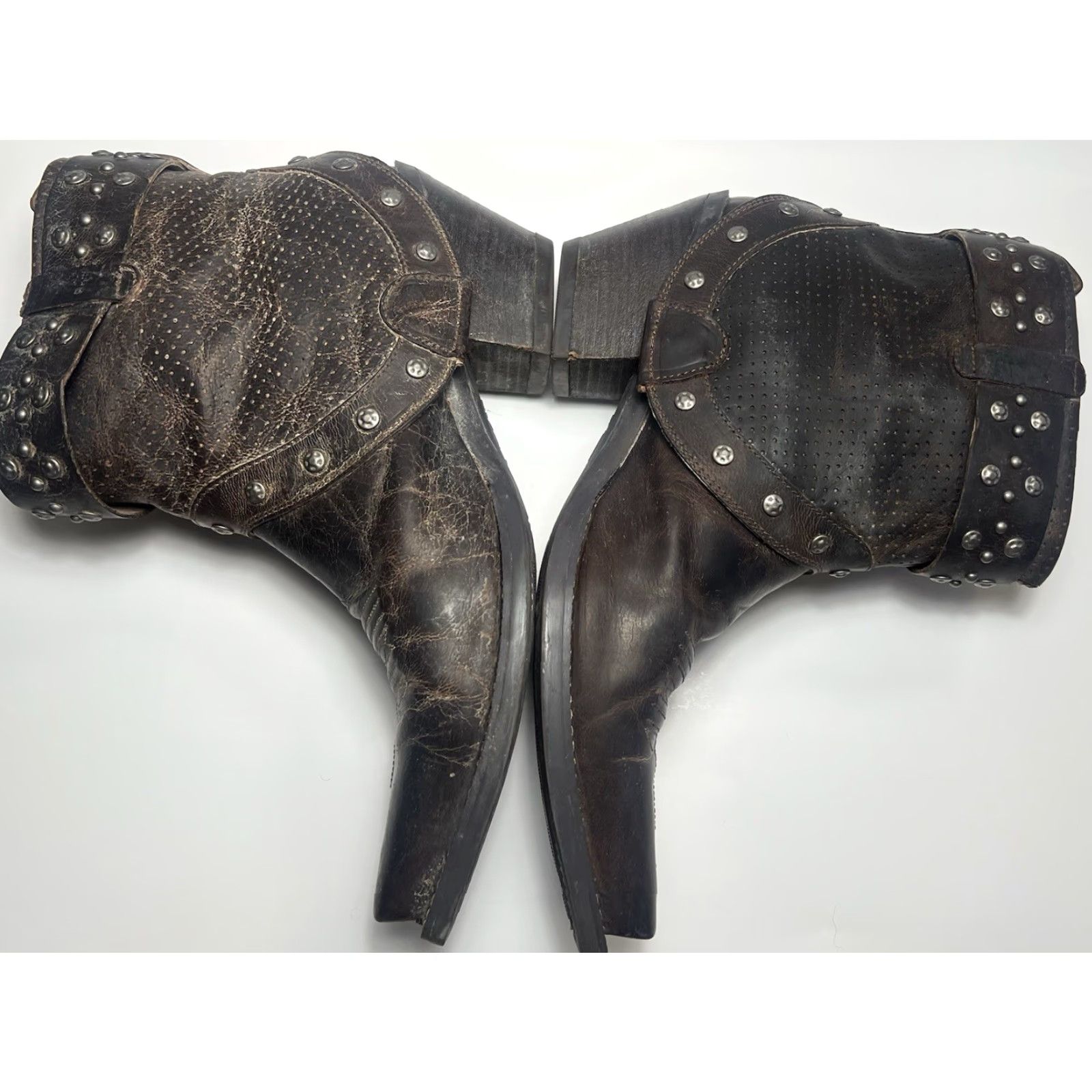 Ariat Ariat Defiance Bootie Western Studded Leather Ankle Boots 10 B Brown Women's Cowboy Southwestern Heel Mid 2-2.9 in Size US 10 / IT 40 - 2 Thumbnail