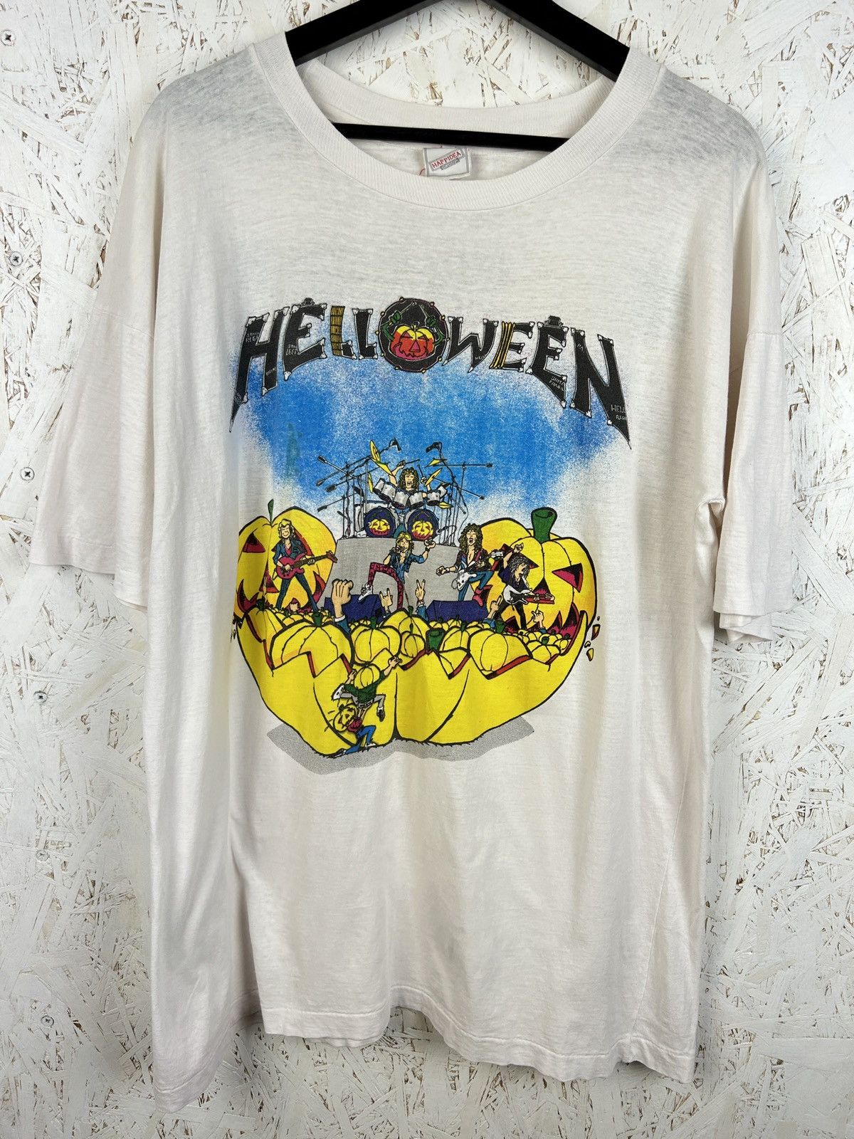Band Tees 80s Vintage Helloween 1989 Live Tour Band T-Shirt Size US XL / EU 56 / 4 - 1 Thumbnail