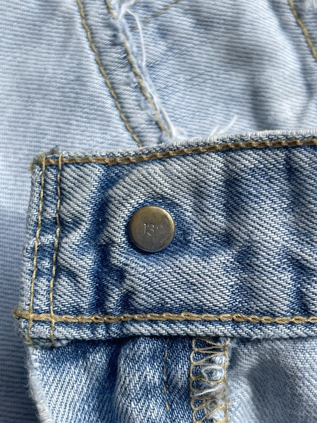 Levi's Vintage Levi’s 502 Light Wash Thrashed Distressed Denim Size US 30 / EU 46 - 8 Thumbnail
