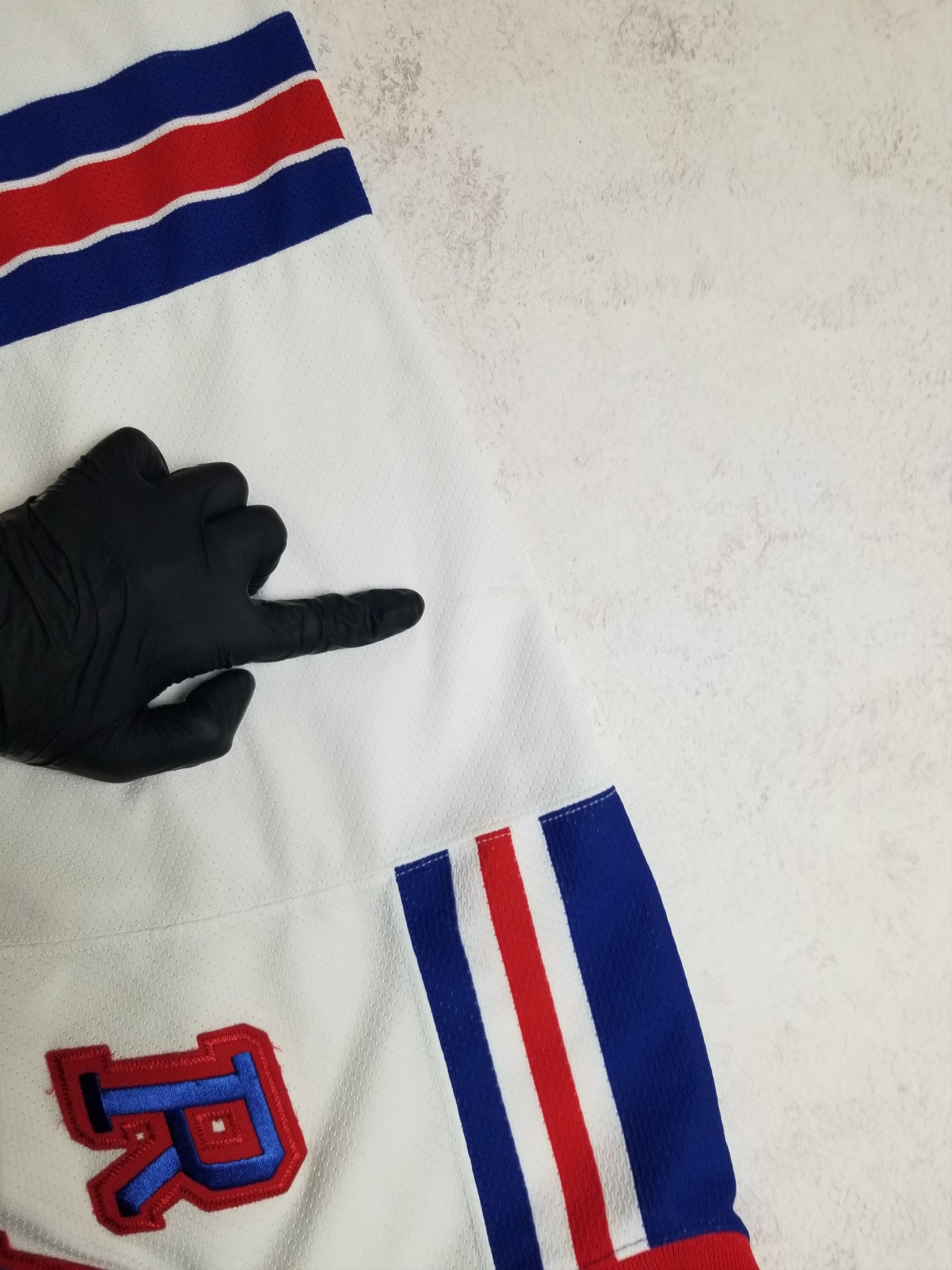 Ccm Vintage 90s New York Rangers CCM Hockey NHL Blank Jersey Size US M / EU 48-50 / 2 - 15 Thumbnail