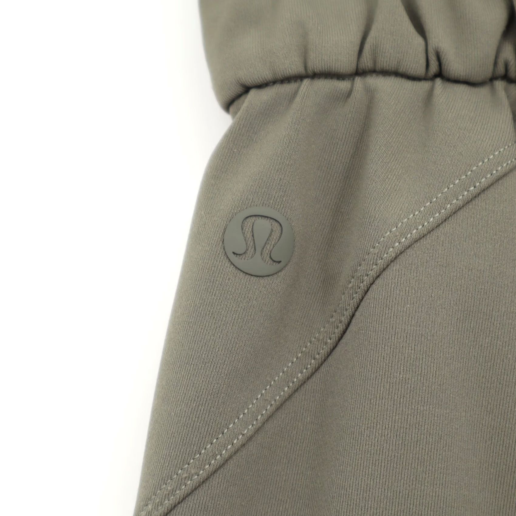 Lululemon Lululemon Women's Pant 7/8 High Rise Keep Moving Grey Sage 2 Pants Regular Inseam 27 in Ankle Pockets Run Gym & Training Activewear Casual Travel Size 26" / US 2 / IT 38 - 4 Thumbnail