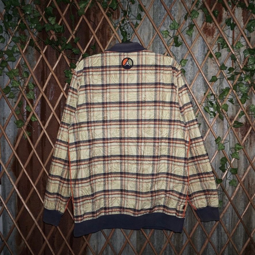 Vintage XL -Vintage Y2K zip up plaid jordan 00s hip hop track jacket Size US XL / EU 56 / 4 - 2 Thumbnail