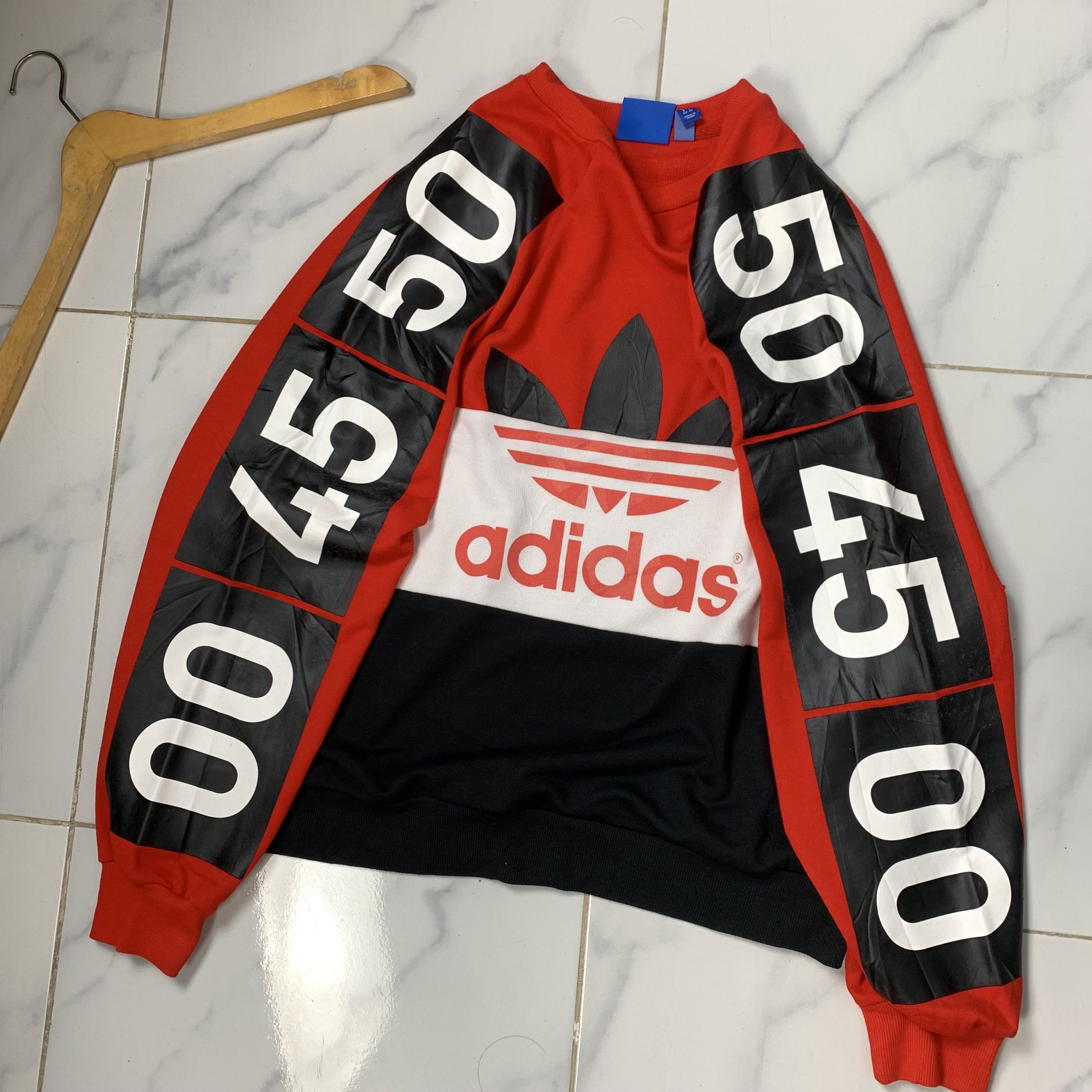 Adidas Adidas Topshop Sweatshirt Crewneck RUN DMC Size M / US 6-8 / IT 42-44 - 2 Thumbnail