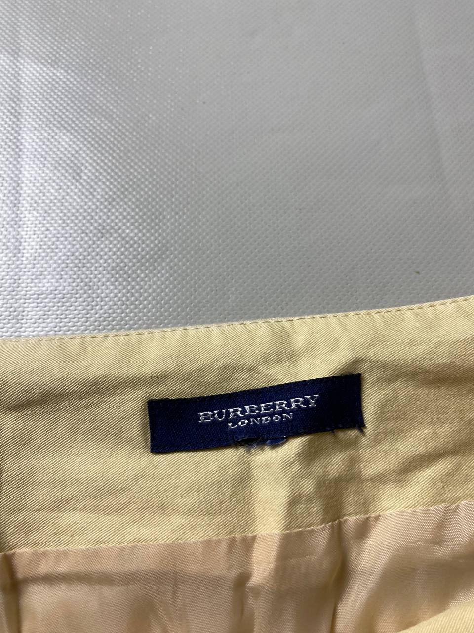 Burberry Vintage Burberry Mini Skirts Size 30" / US 8 / IT 44 - 8 Thumbnail